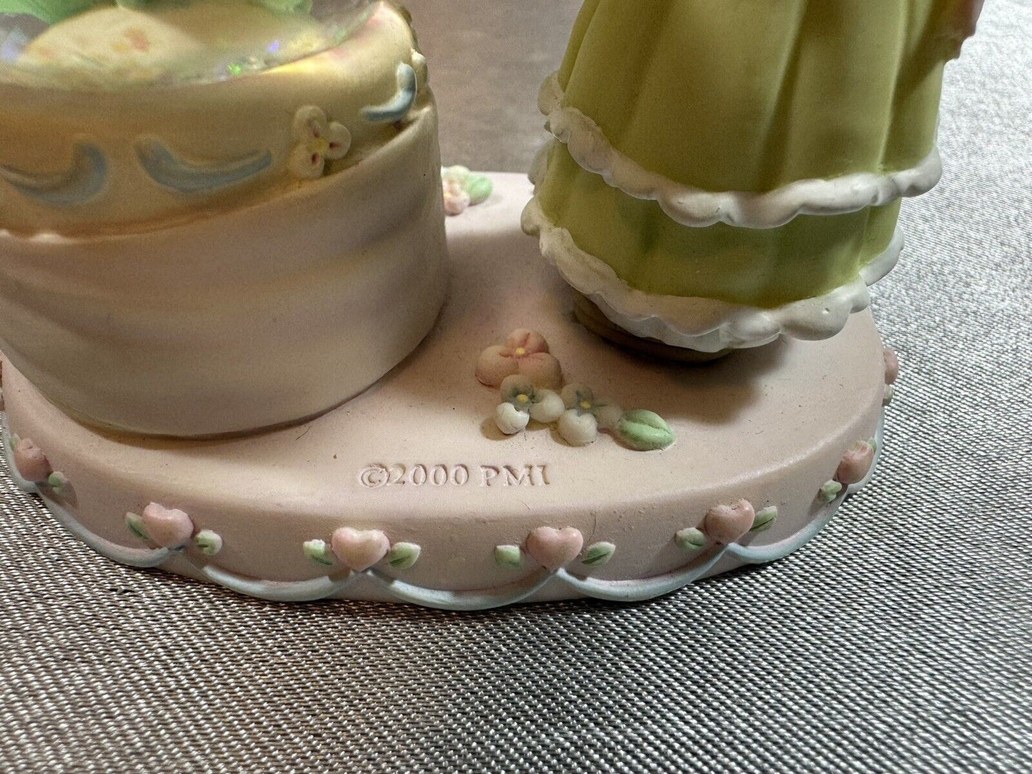 5 Precious Moments Snow Globes LOT