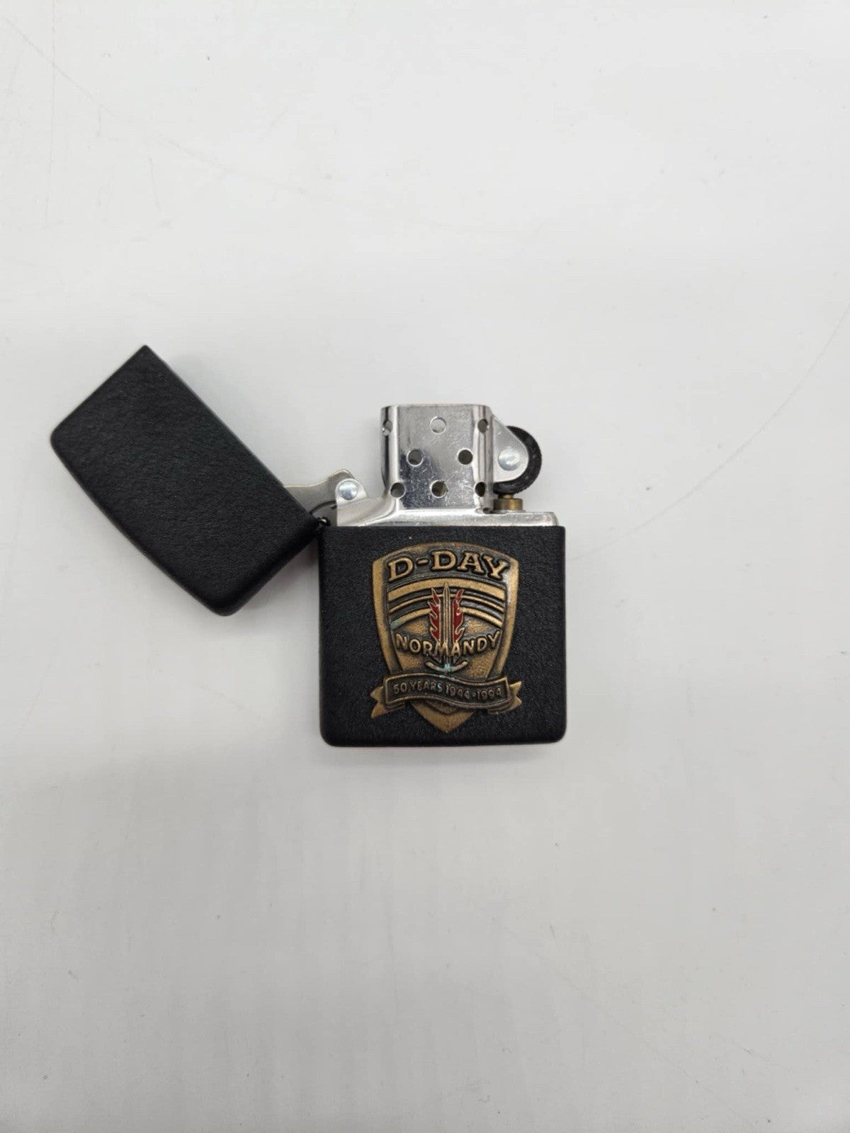 1994 Vintage Zippo D-Day Normandy 50th Anniversary Cigarette Lighter in Tin Box