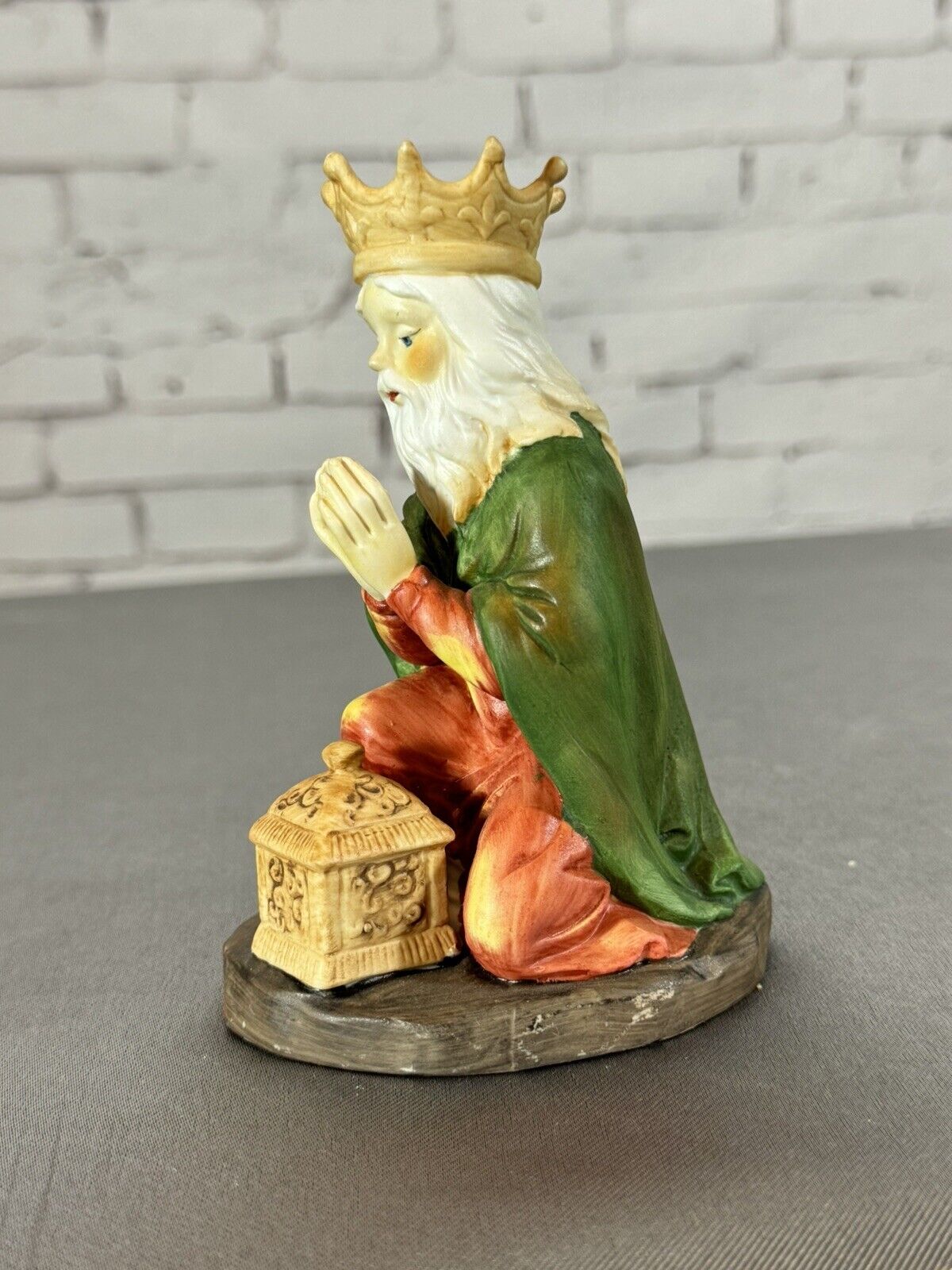 Nativity Kneeling Wise Man Vintage Porcelain Creative Art Flowers Inc Gift VFG