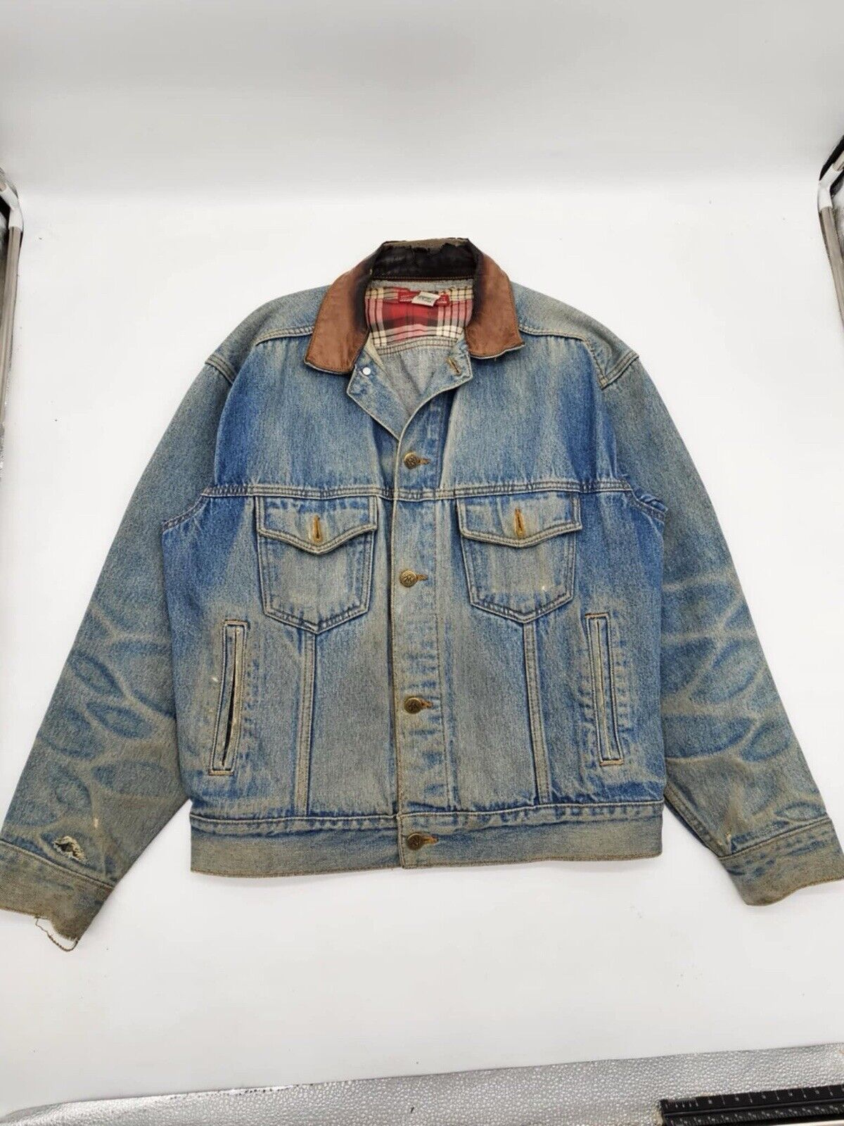 VTG Marlboro LOT ~ T Shirt, Jacket, Denim, Bags, Cook Book & Sleeping Bag Sz M