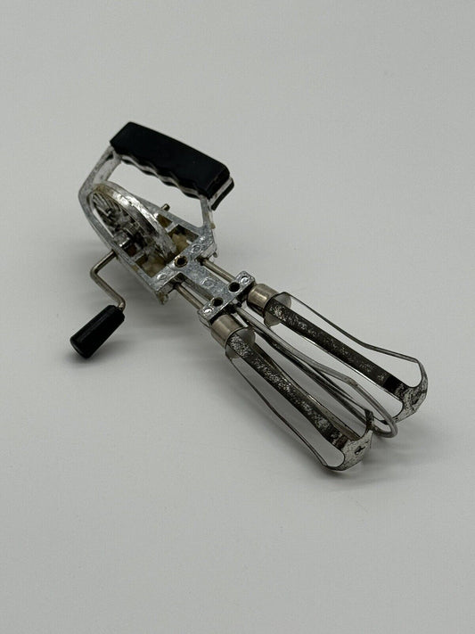 Vintage Plastic Manual Egg Beater Toy 1970s Nasta VTY 006