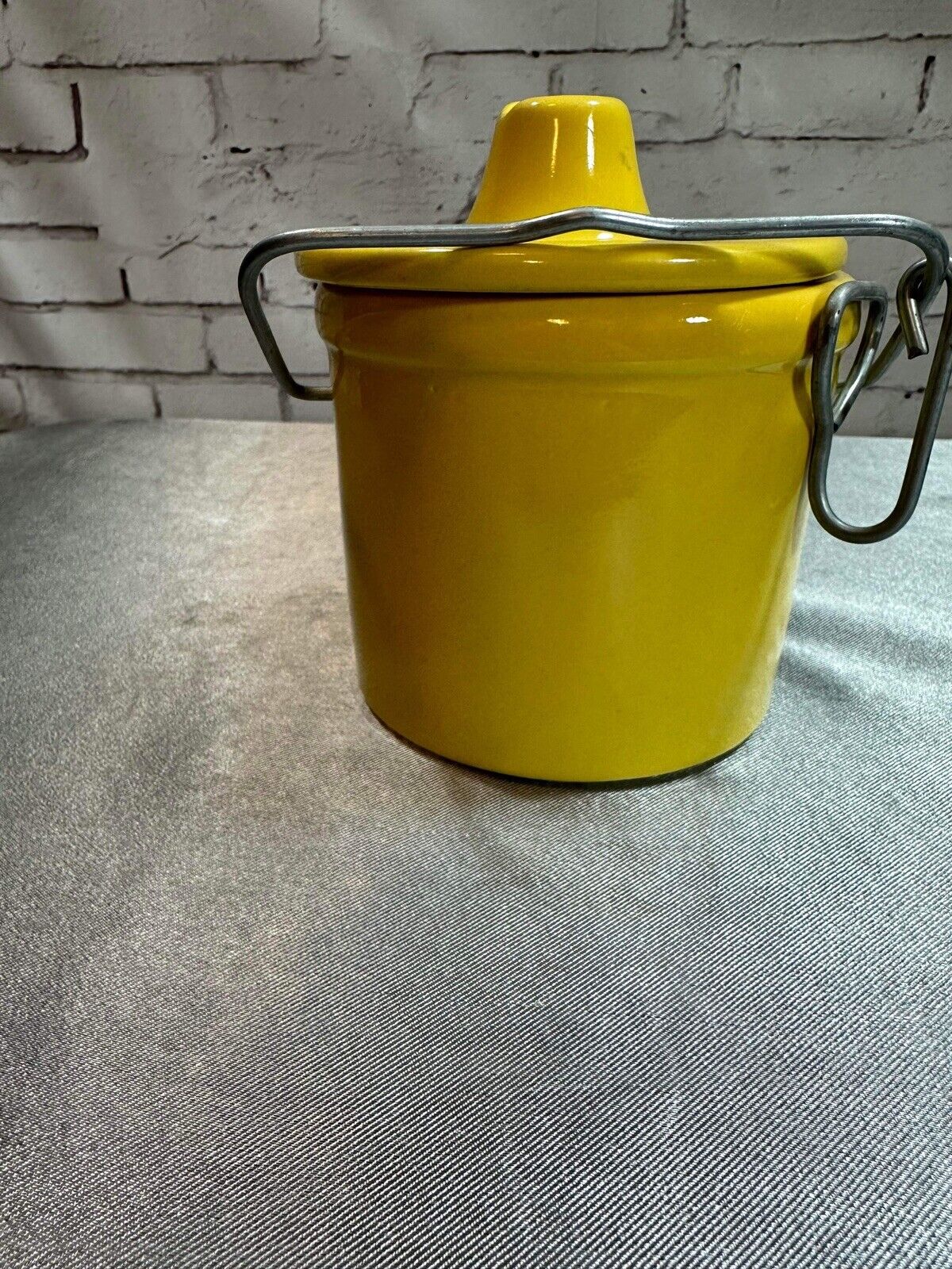 Vintage 2004 Sargento Limited Edition Lambeau Field Crock VCSM
