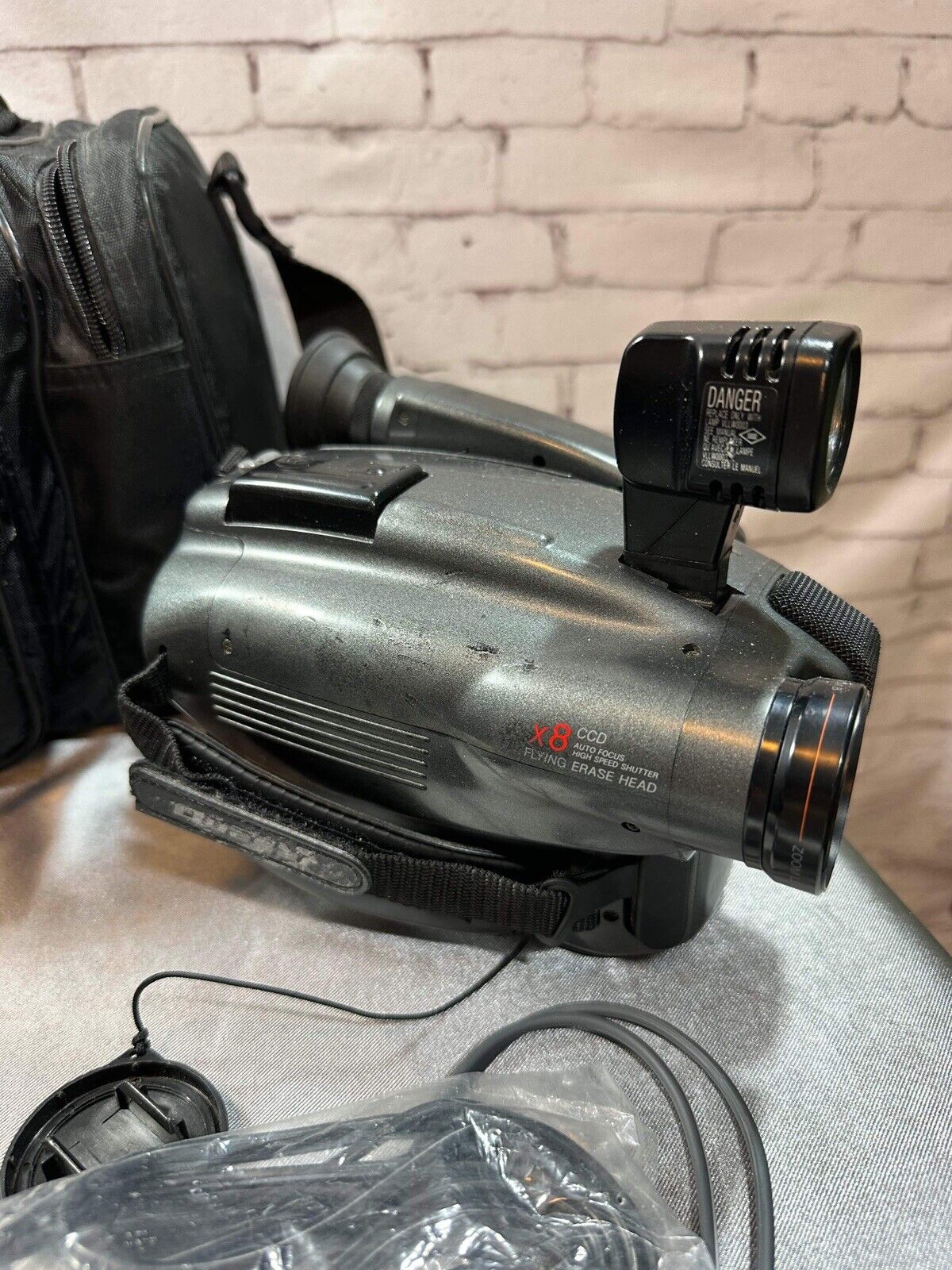 Panasonic Palmcorder PV-18 VHSC - X8 Digital Auto Focus w/ Lots of Xtras!! MISC