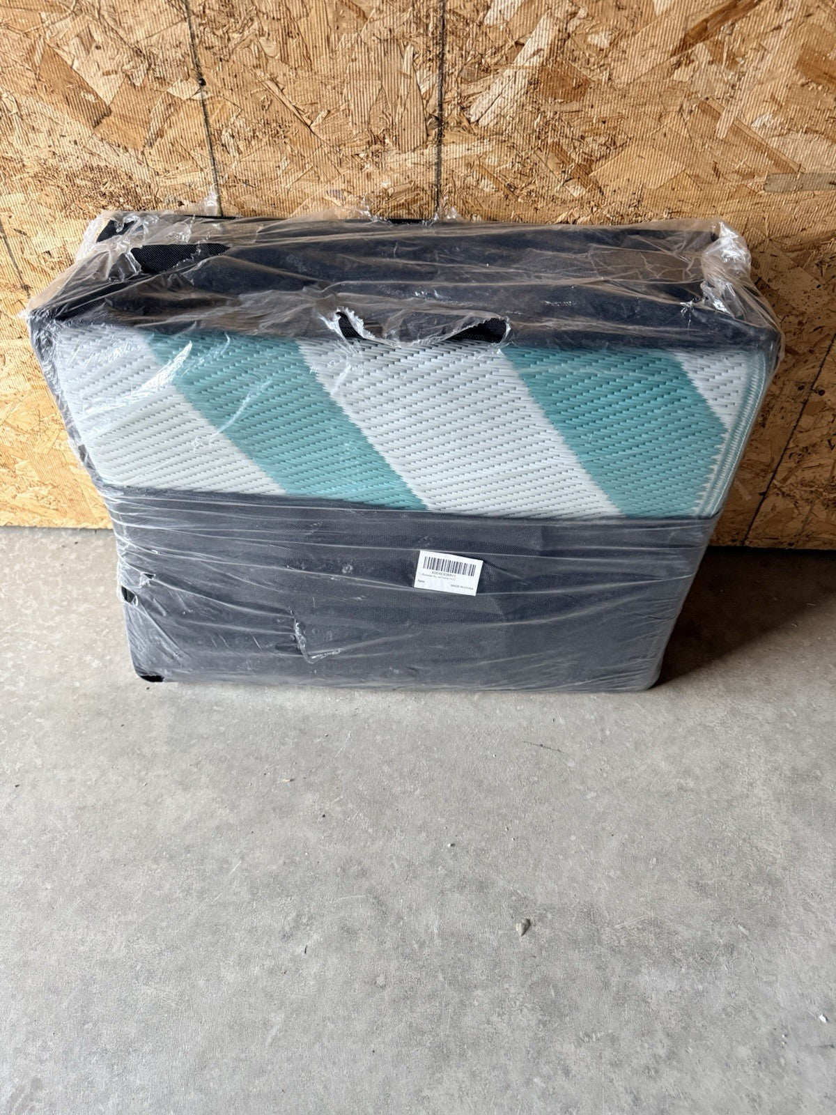 Tayse Rugs Luna Outdoor Area Rug LNA1135 9' x 12' Reversible Striped Aqua