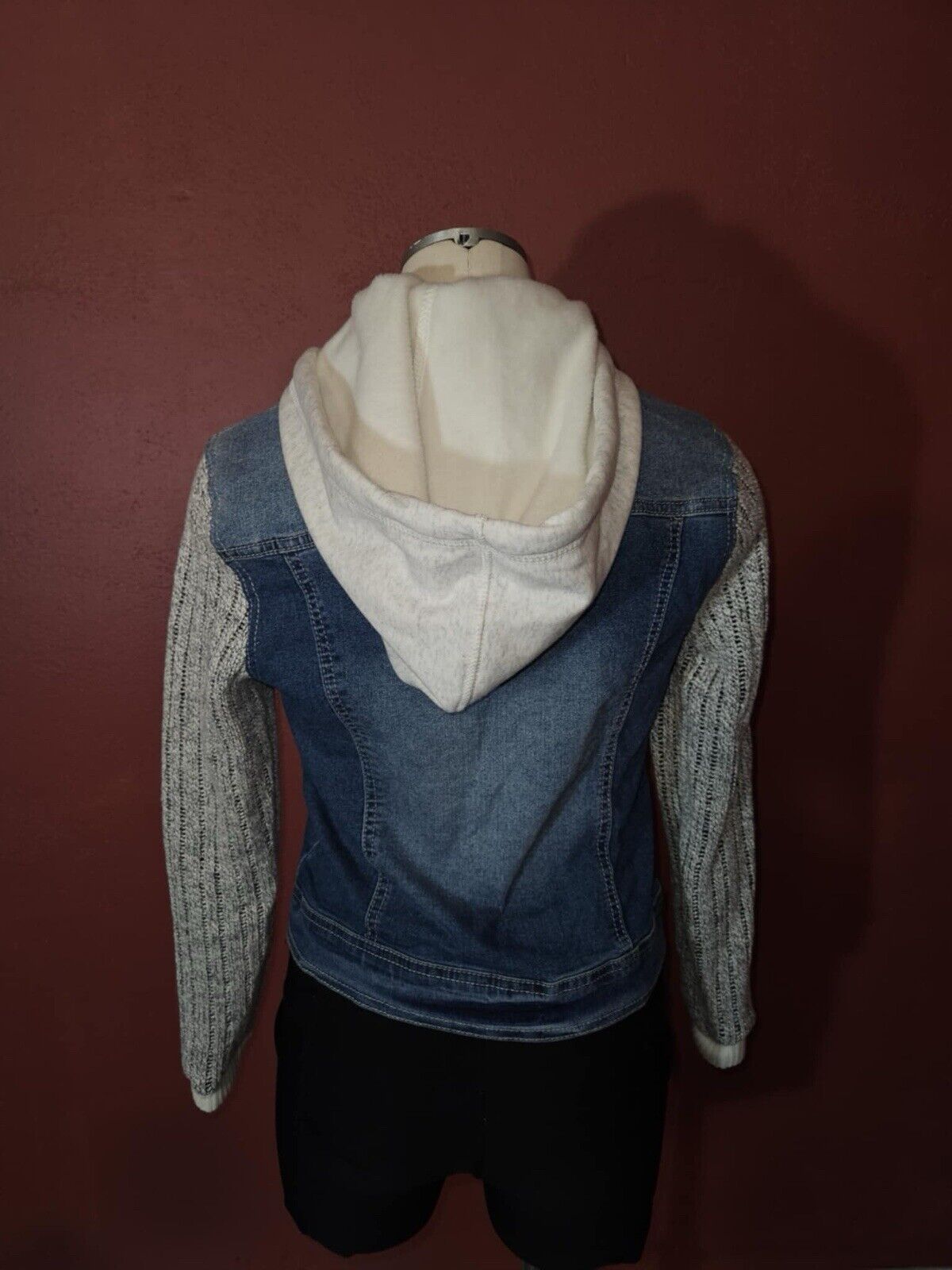 Wallflower Authentic Denim Dreamer Fit Juniors Jacket Sz M Sleeves Hoodie WCLTH