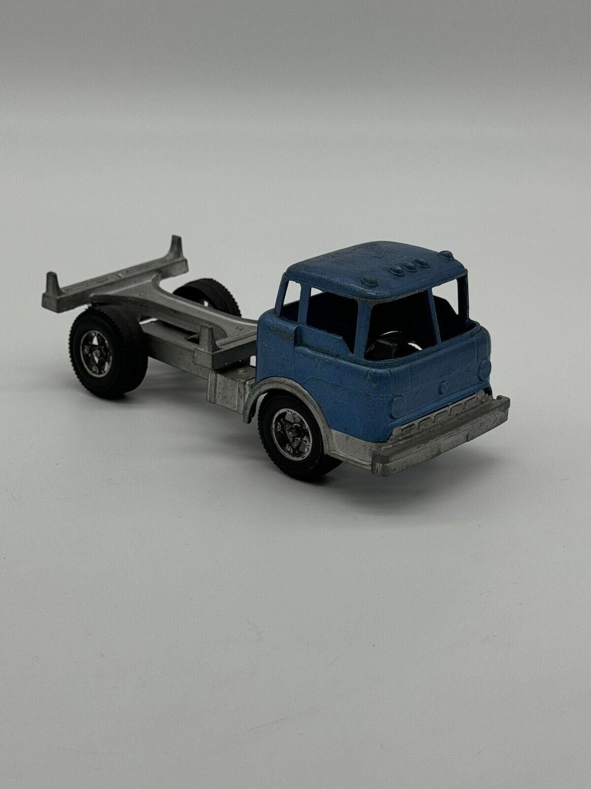 Vintage Hubley Log Hauler Truck #1490 Logger Made in USA - Metal Toy Truck FNF
