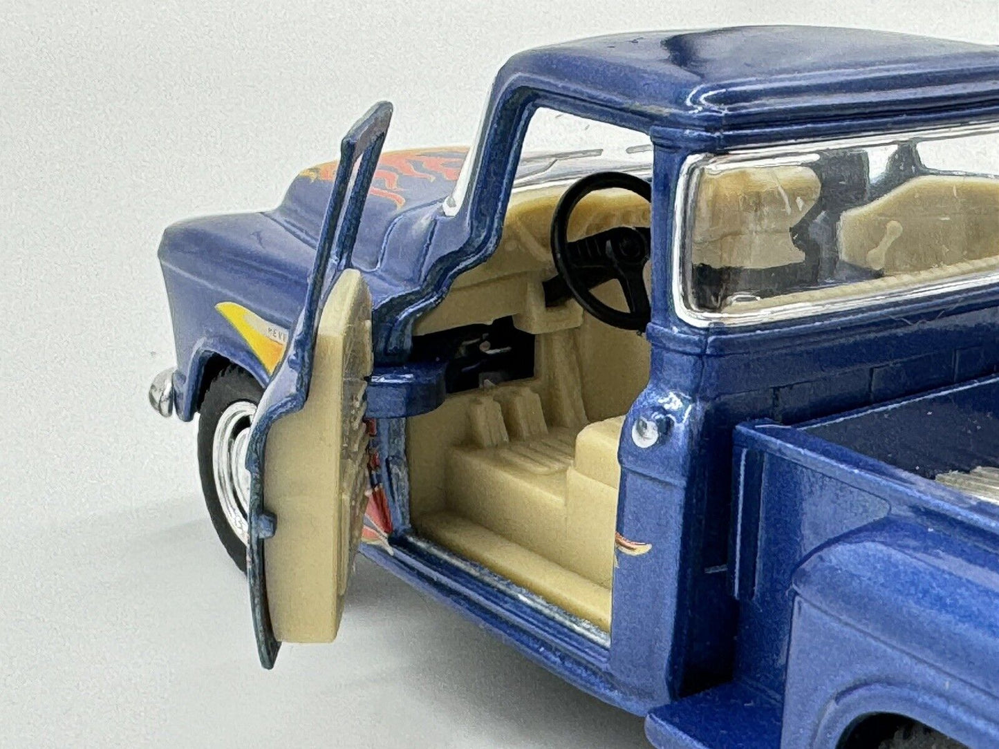 1955 Blue Chevrolet Stepside Pickup Ute w/ Flames 1:32 Scale Die-Cast Model 006