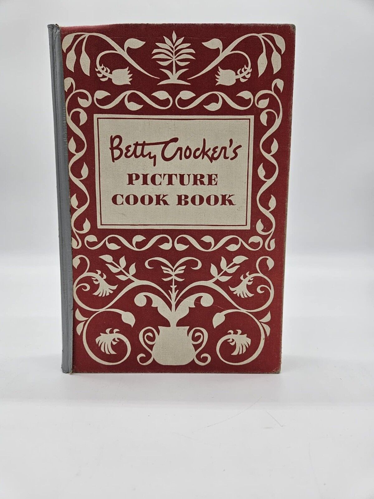 VTG 1950 First Edition 5Th Printing Betty Crocker's Picture recipe Cook Book