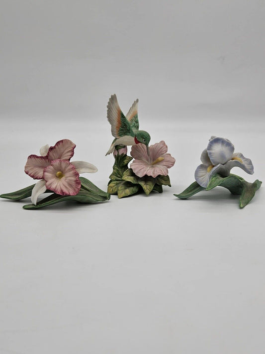 3 Vintage porcelain Homeco Hummingbird on Hibiscus Flower Figurines 1429