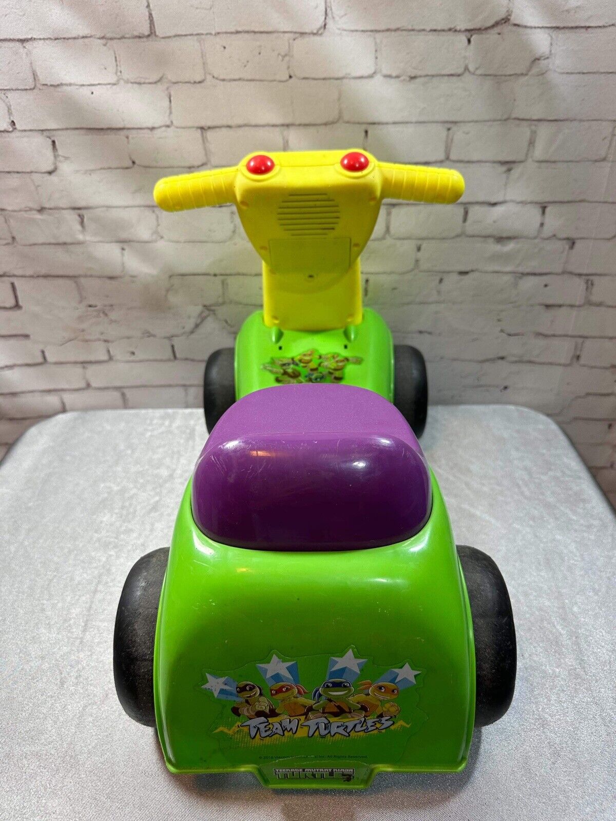 Teenage Mutant Ninja Turtles Half-Shell Heroes Push 'N Scoot Ride On TMNT VTY