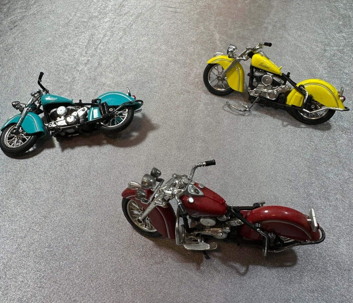 Indian Motorcycle Die Cast 1:18 Model - 1 Red, 1 Yellow, 1 Blue. VCTY 002