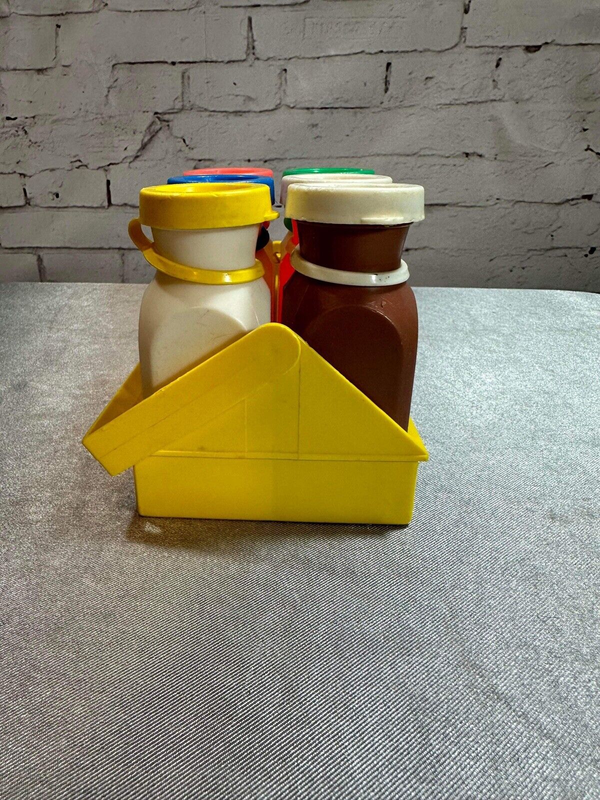 1970's Vintage Fisher Price 6 Milk Bottles with Caps and Carrier Toy #637 VTY