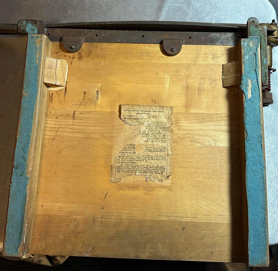 VTG INGENTO 1132 Wood Paper Cutter 17x17 Guillotine Cast Iron Handle VHD TNO