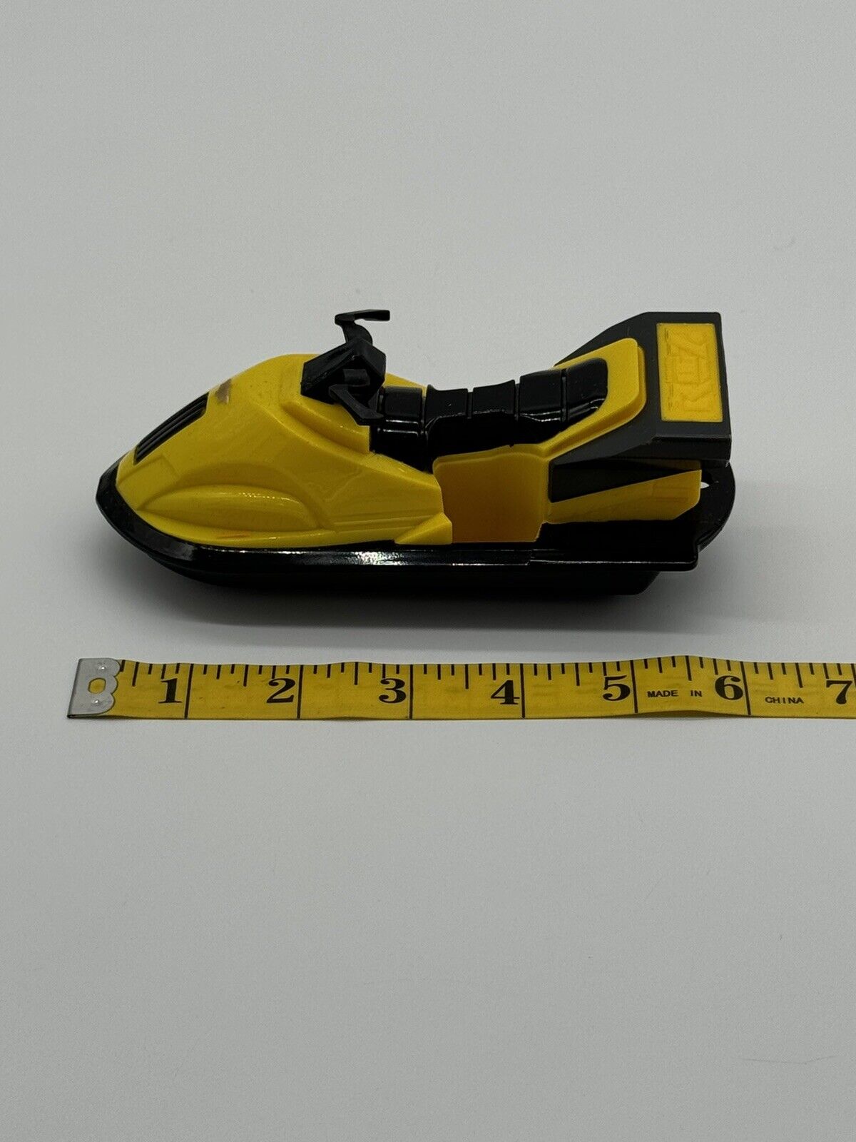 Bass Pro Shops Mighty RIGZ Yellow Black Jet Ski Plastic Toy