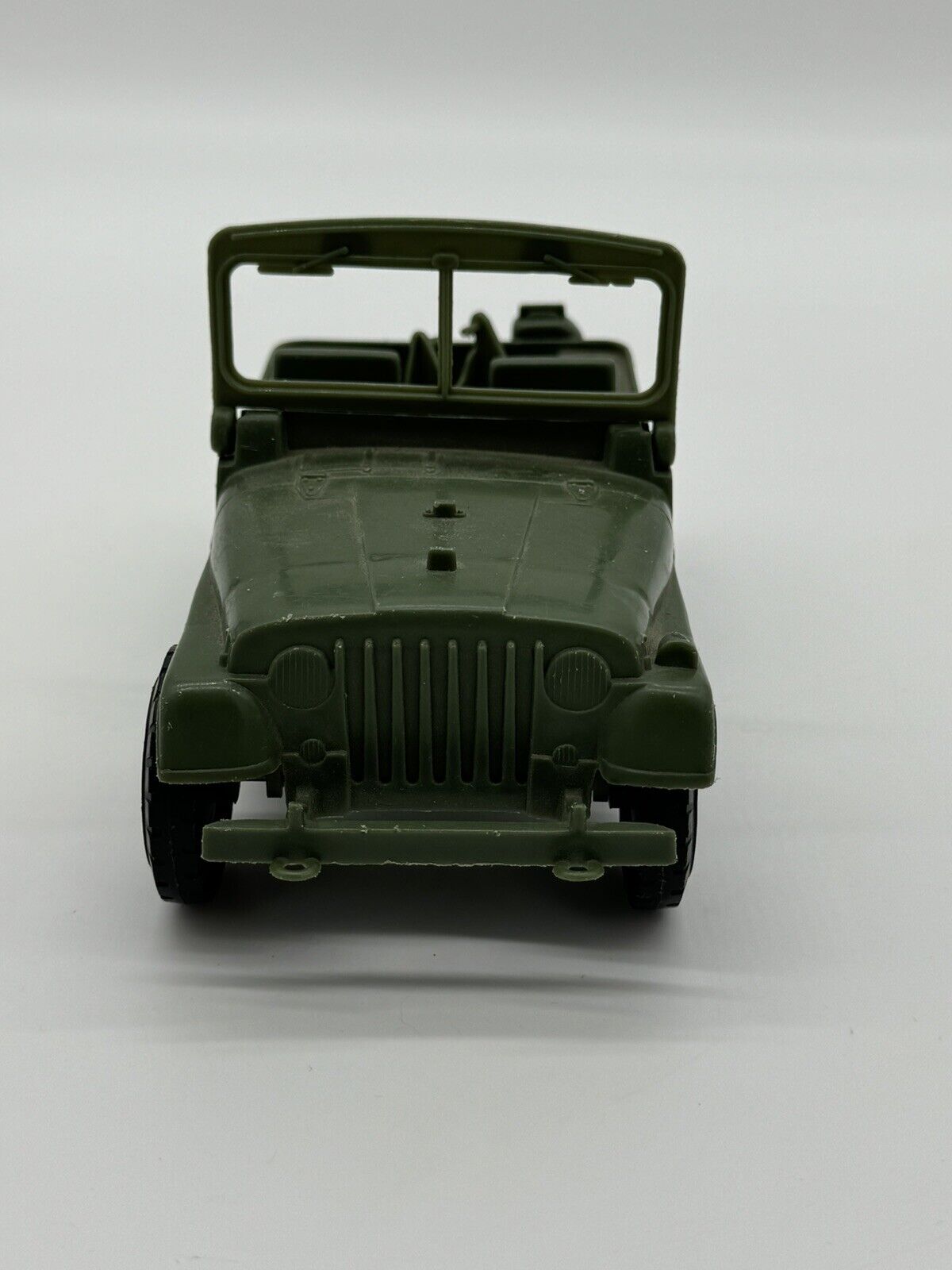 Vintage Processed Plastics Toy Army Jeep with Base For Machine Gun Bin 8