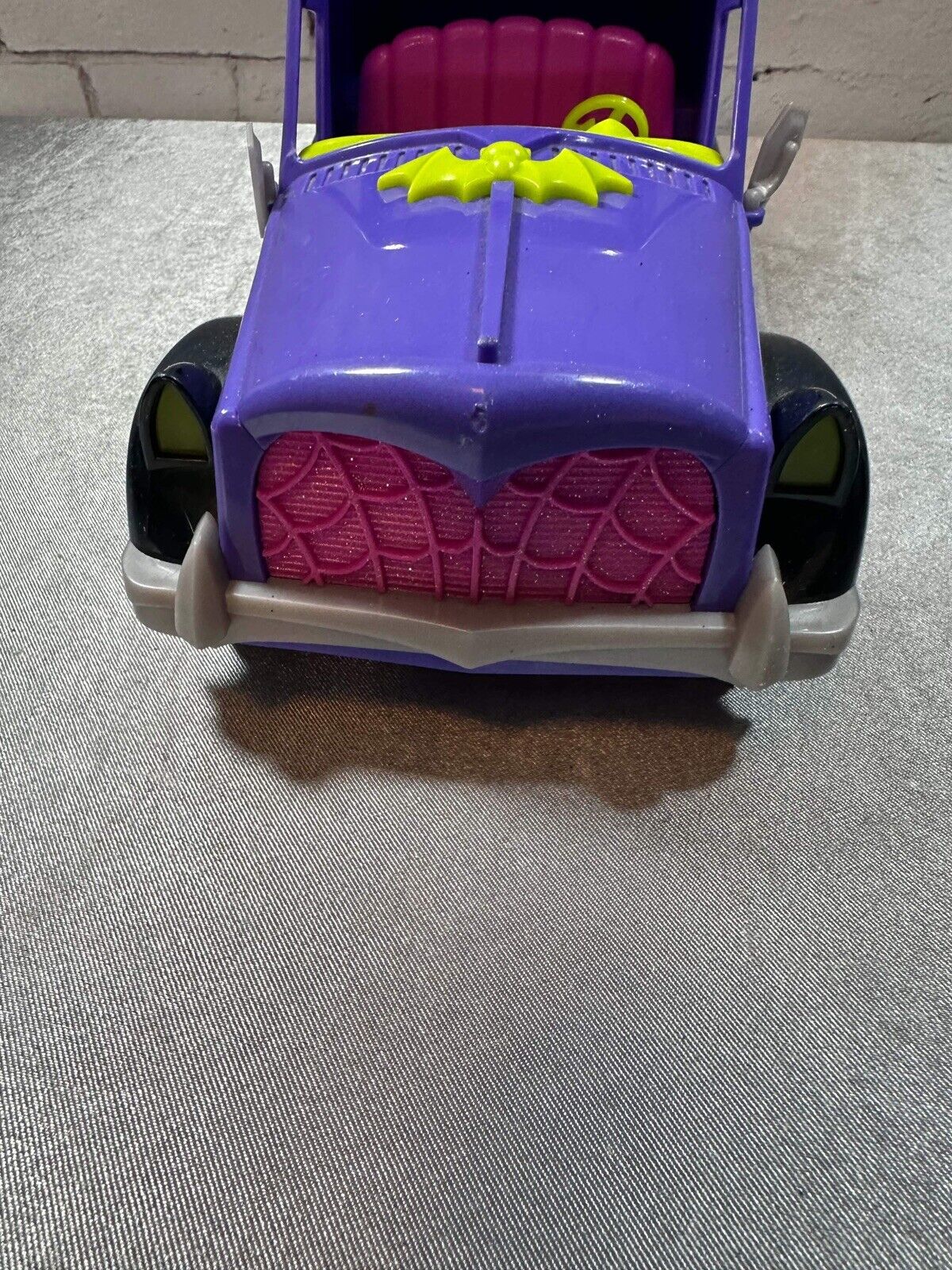 Disney Vamprina and The Scream Girls Figures Set w/ Car VTY 003