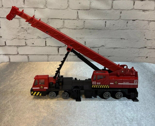 A-DS FIRE DEPT. 012 MOBILE CRANE TRUCK 12" LONG 76101 Station 005
