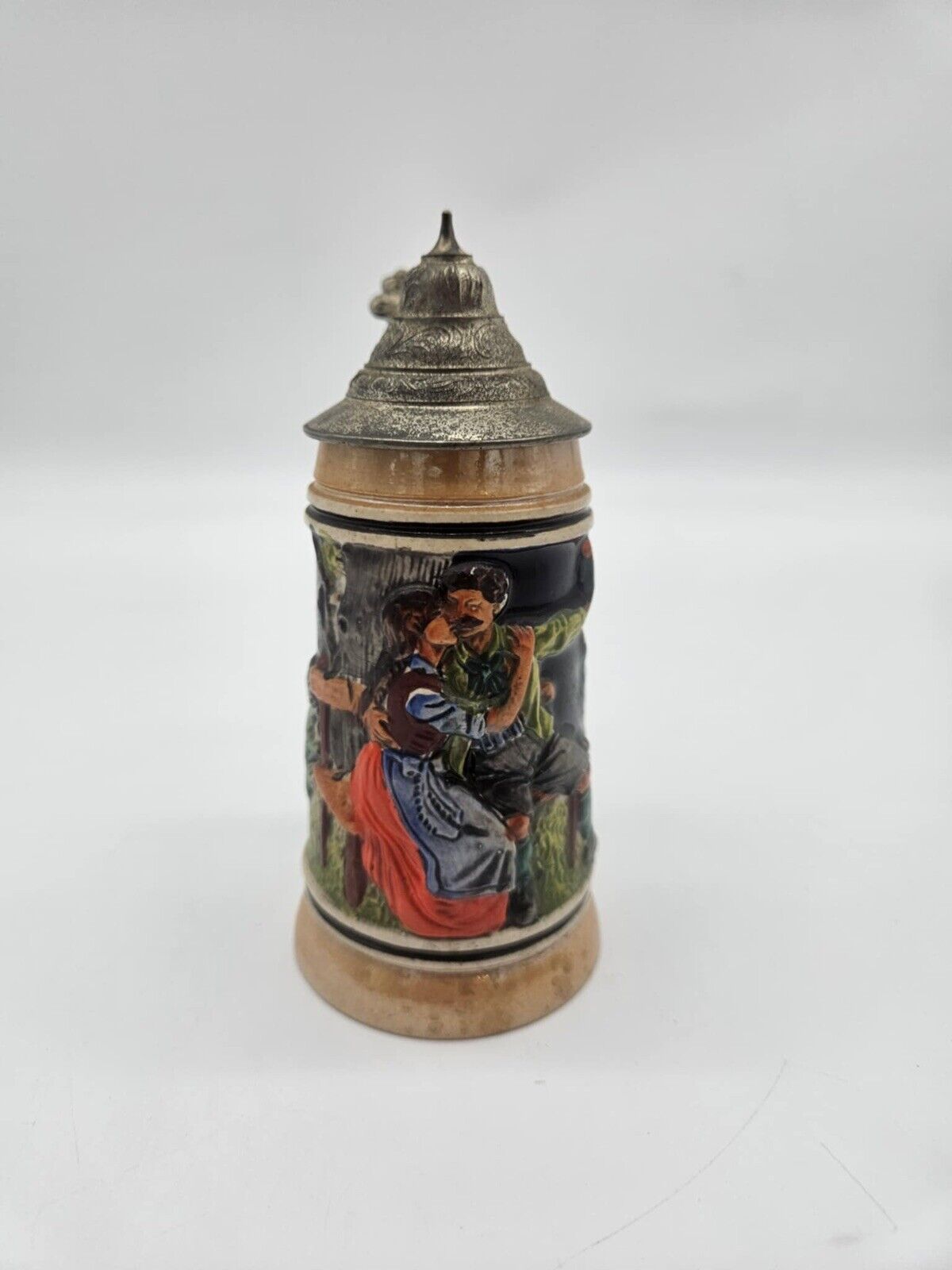 Antique 1940's 'Auf Der Alm' Germany # 477  Lidded German Beer Stein Mug .5L