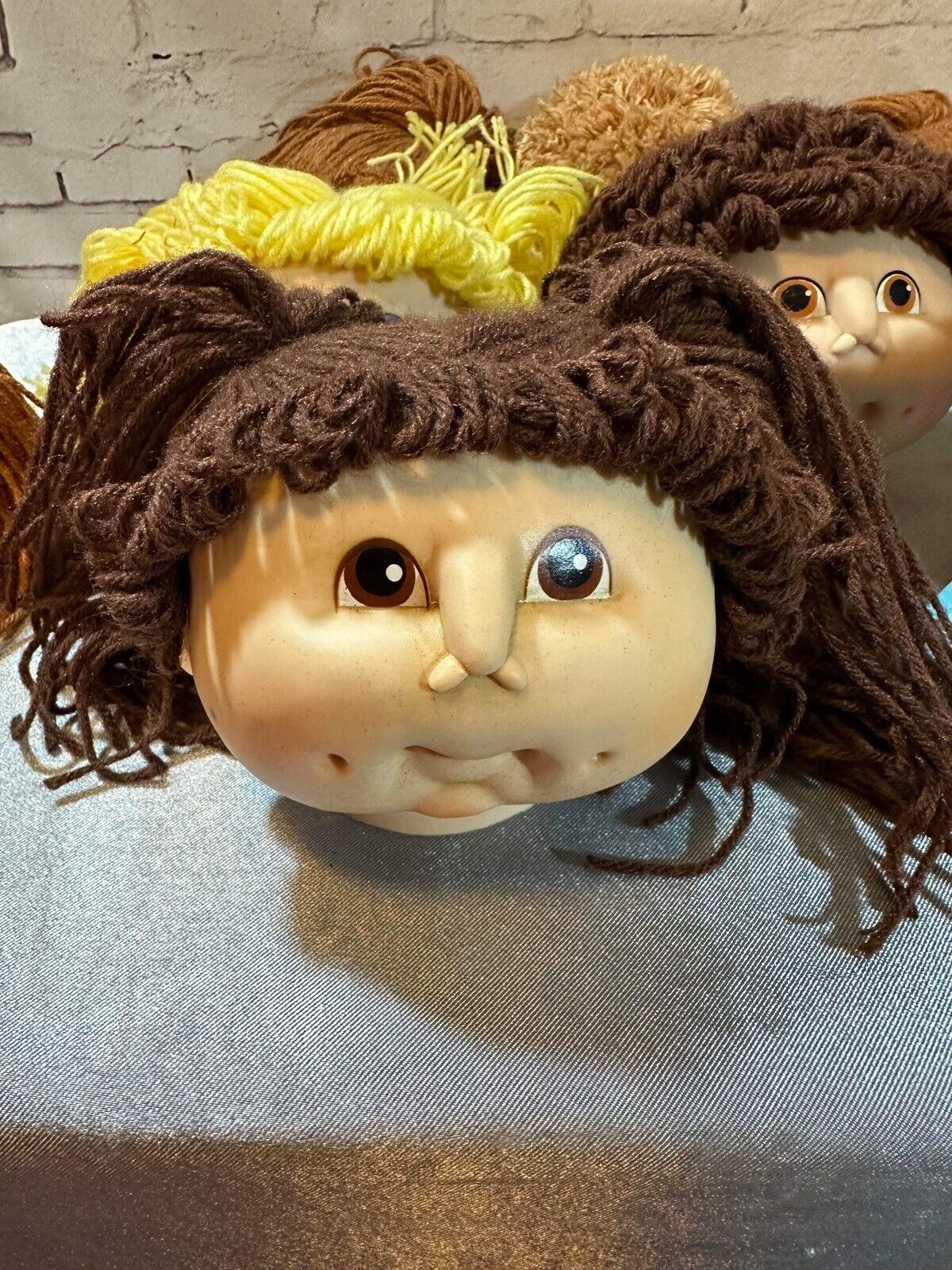 LOT of CABBAGE PATCH KID - BABY DOLL HEADS - 4.5 INCH VINTAGE 1984 VCTY