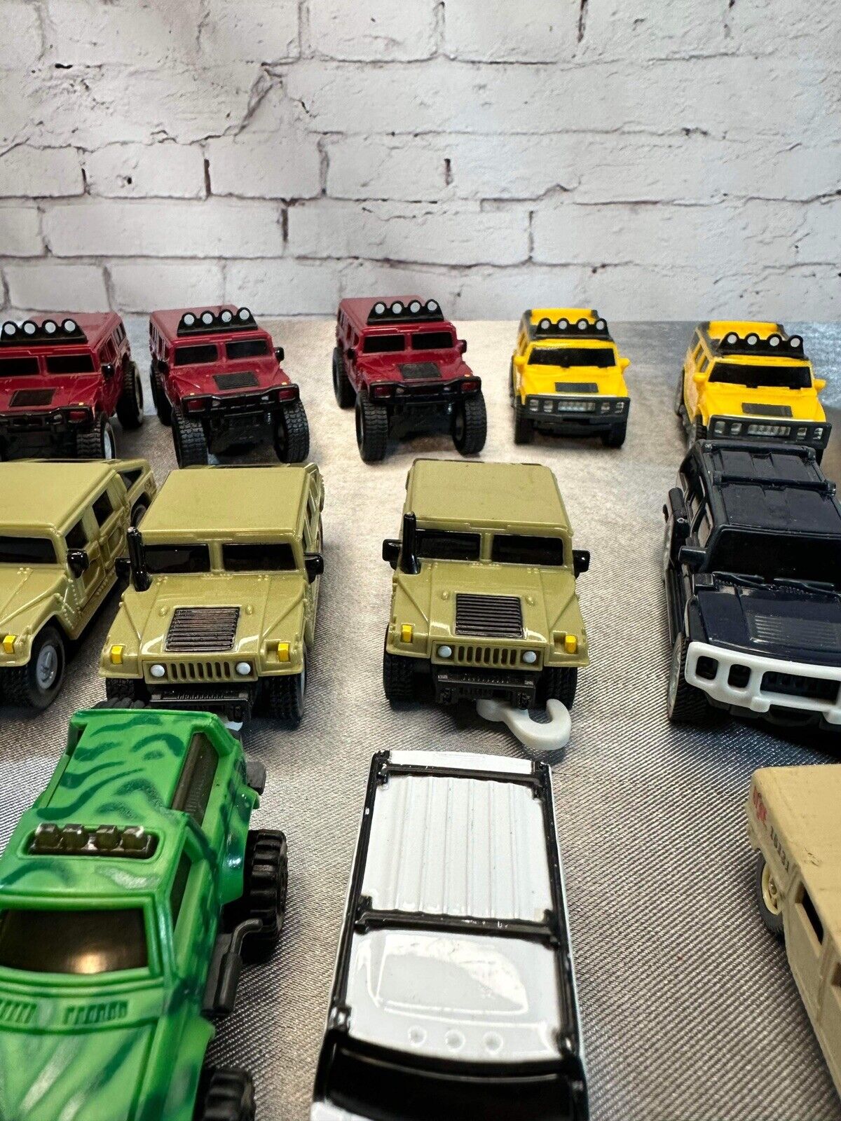 Lot Of 14 Vintage Toy Hummers