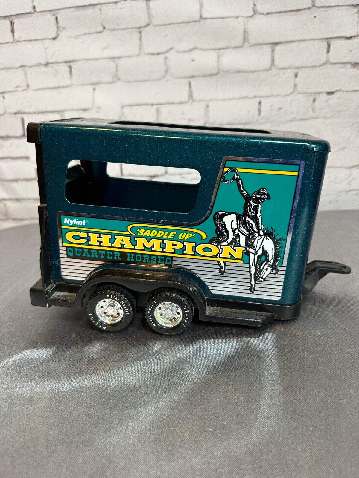 Nylint Saddle up Champion Quarter Horse trailer 10” Metal Plastic Vintage VTY