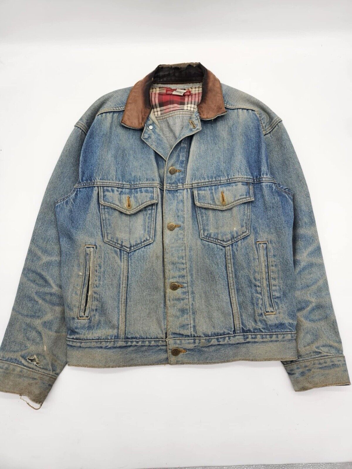 VTG Marlboro LOT ~ T Shirt, Jacket, Denim, Bags, Cook Book & Sleeping Bag Sz M