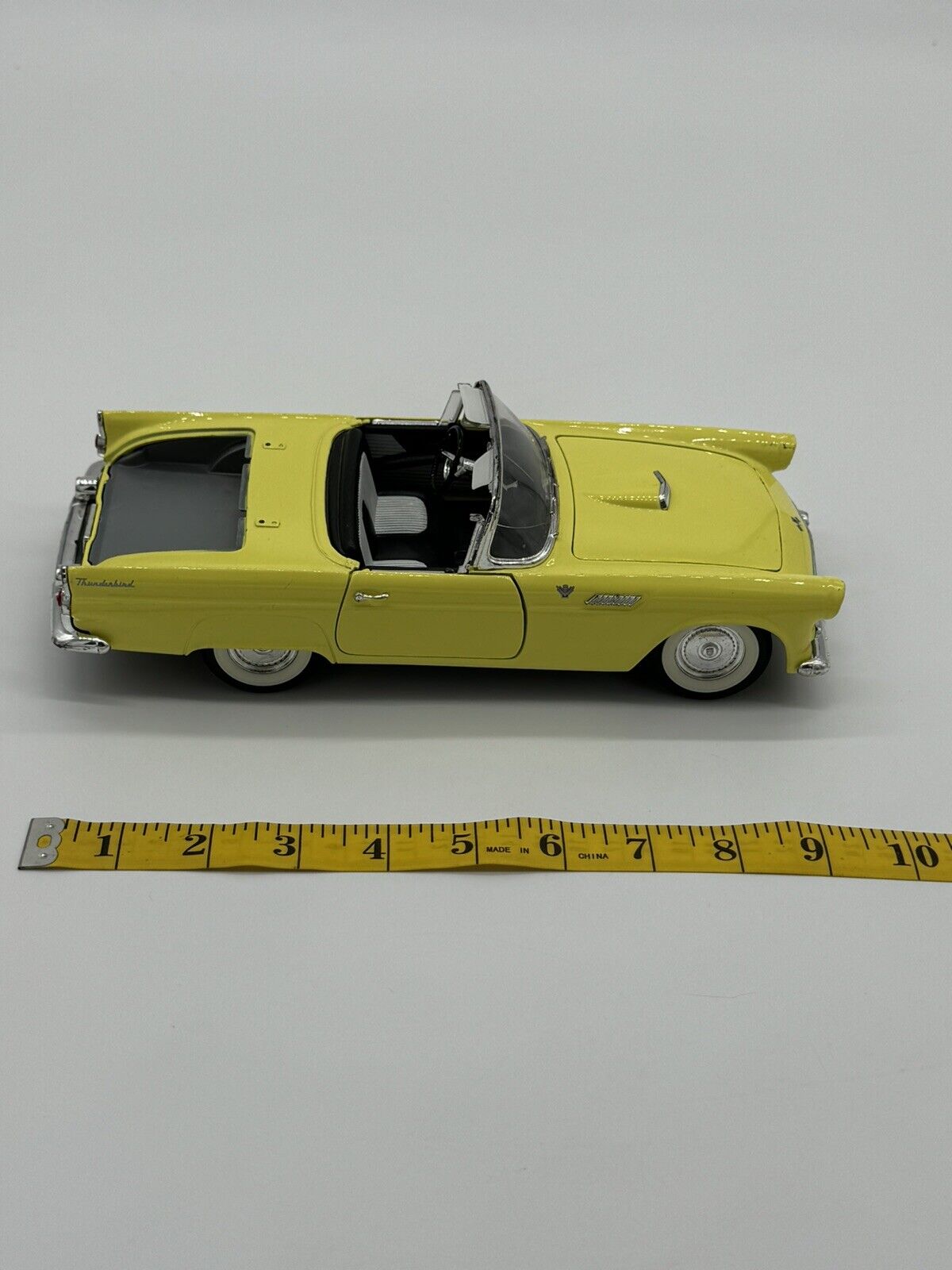 1955 Ford Thunderbird Convertible Yellow 1:32 Diecast Car Model by Arko CTY 005