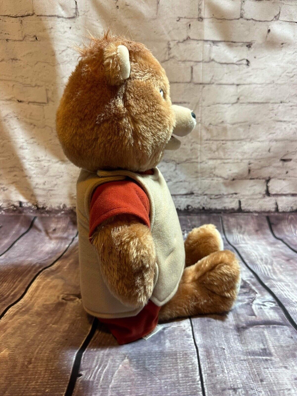 HUGE Original Teddy Ruxpin Lot Clothing, Tapes,Books,Figures & MORE! VCTY