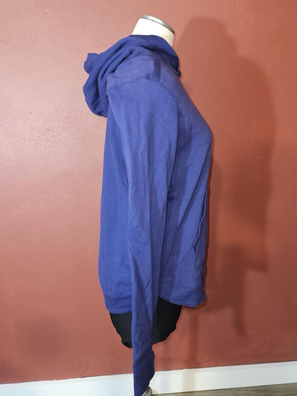 Deep Purple Tek Gear Womens Ultrasoft Fleece Hoodie Size Medium - WCLTH
