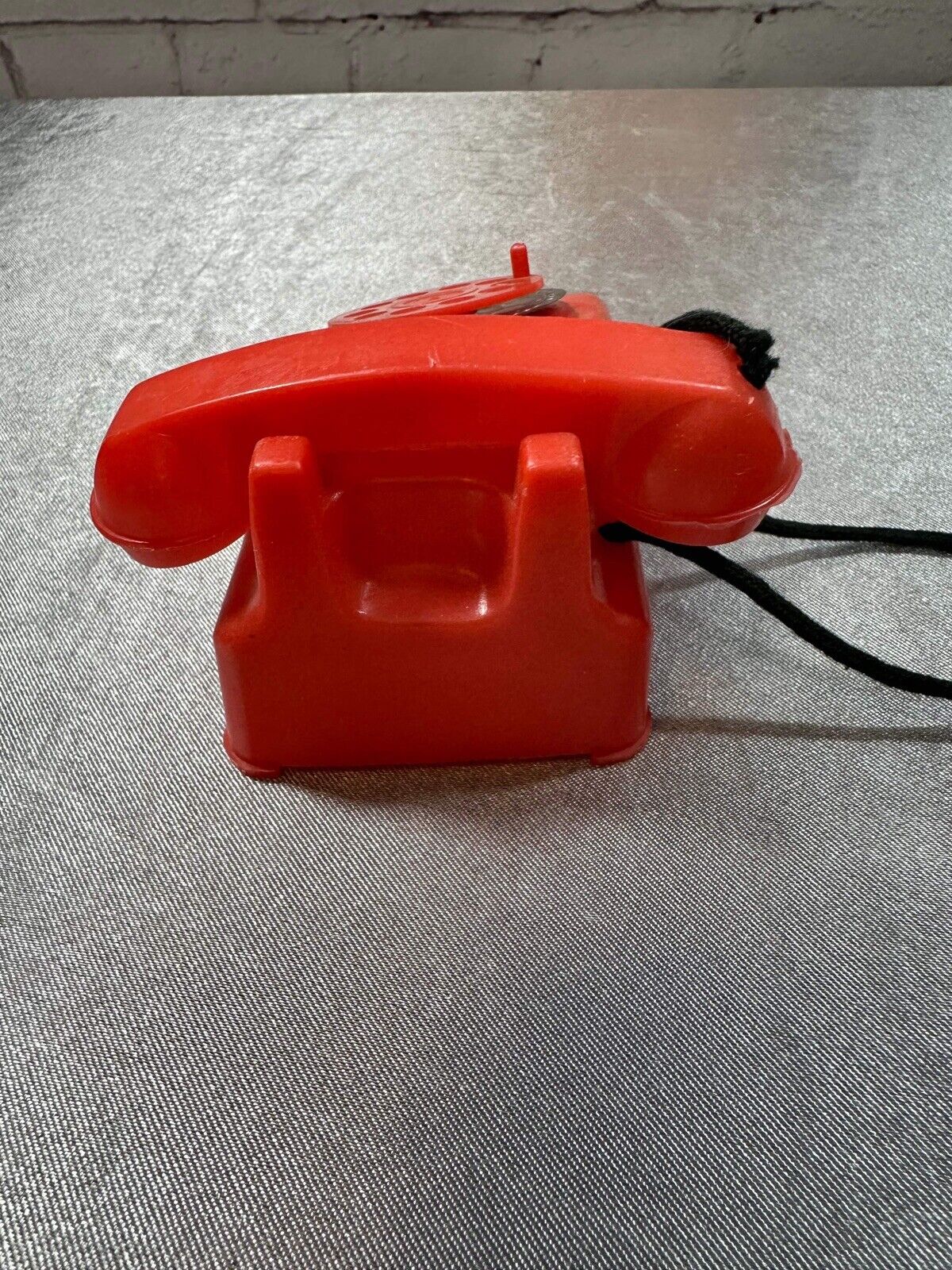 VINTAGE THE STEEL STAMPING CO. TOY ROTARY PHONE LORAIN O RED TELEPHONE VTY 003