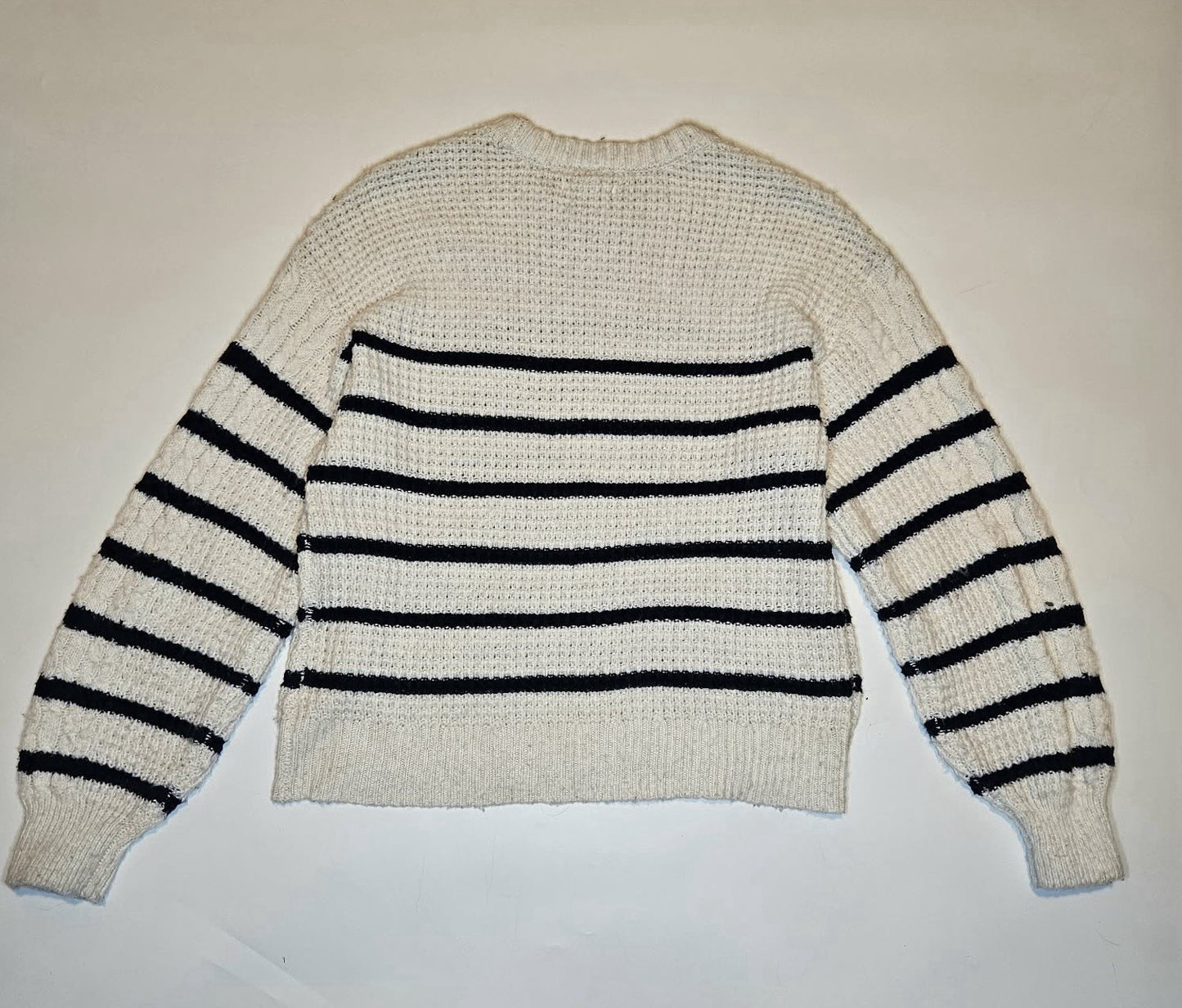 LC Lauren Conrad Women’s Cream Black Striped Cropped Sweater Size M