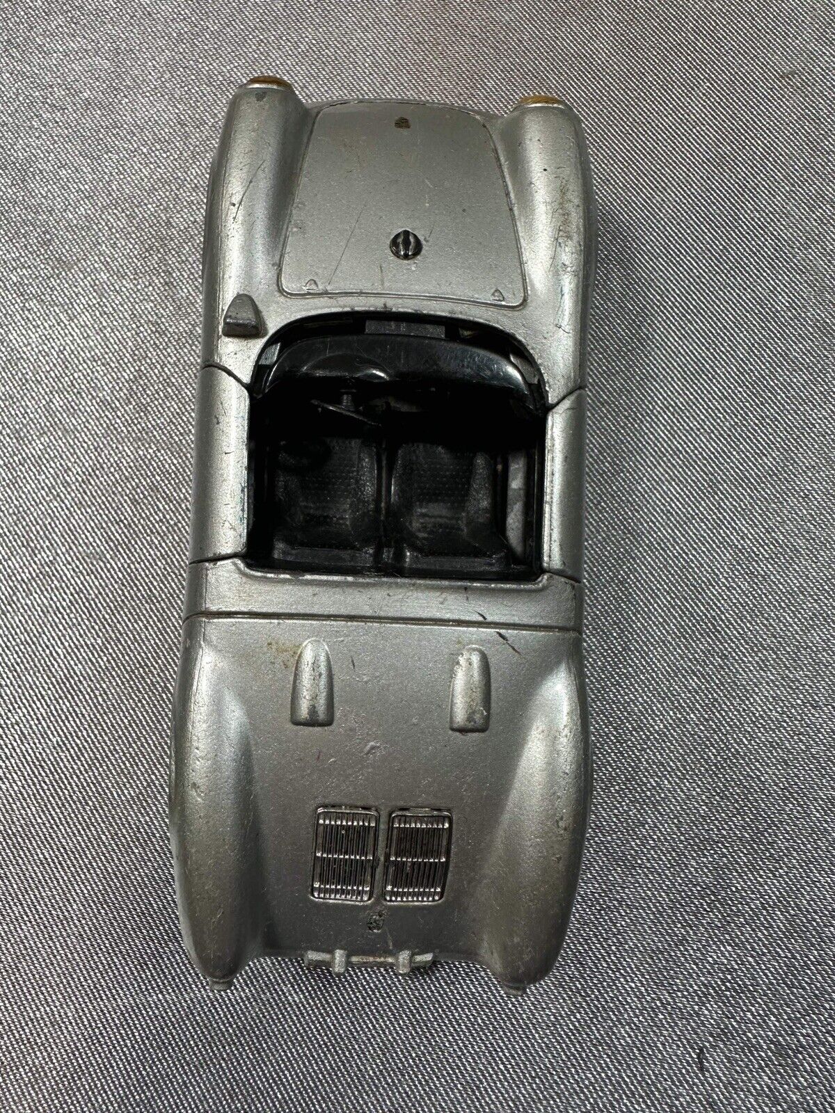 Maisto Porsche 550 A Spyder James Dean 1:32 Scale Model Sports Car D2 VTY 004