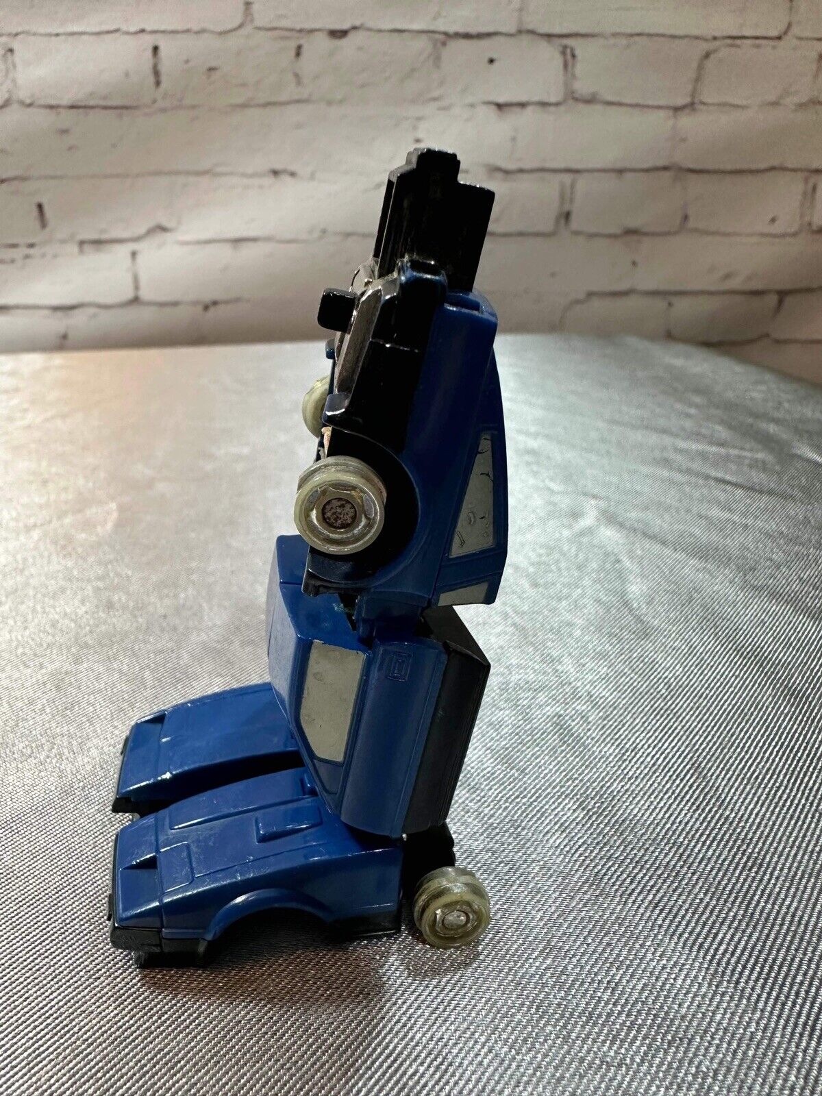 1984 Vintage Blue BANDAI Transformer NISSAN 280ZX Car Japan GoBots Action Figure