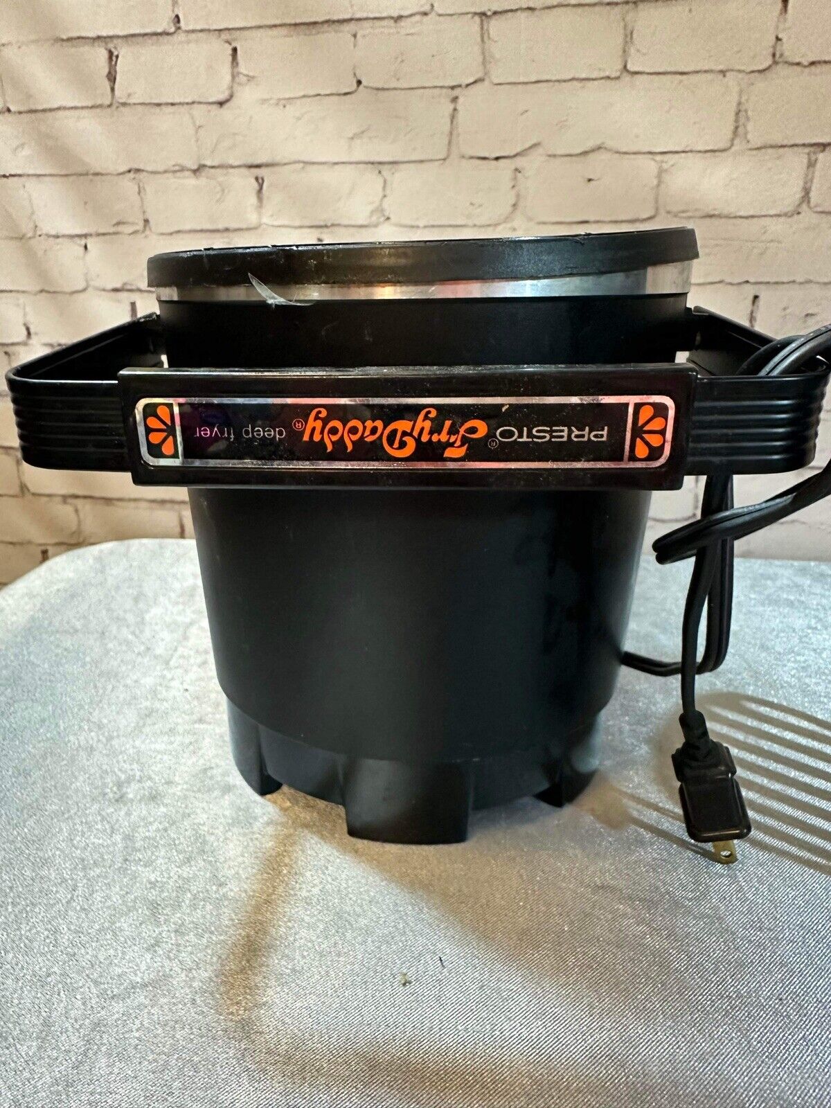 Vintage Presto Fry Daddy Deep Fryer Model 0542006 Tested And Works TNO MISC