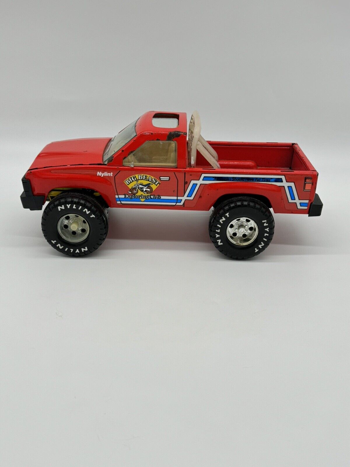 VINTAGE Nylint 4x4 Truck Big Beast Exploring Club Red Pickup Pressed Steel 12"