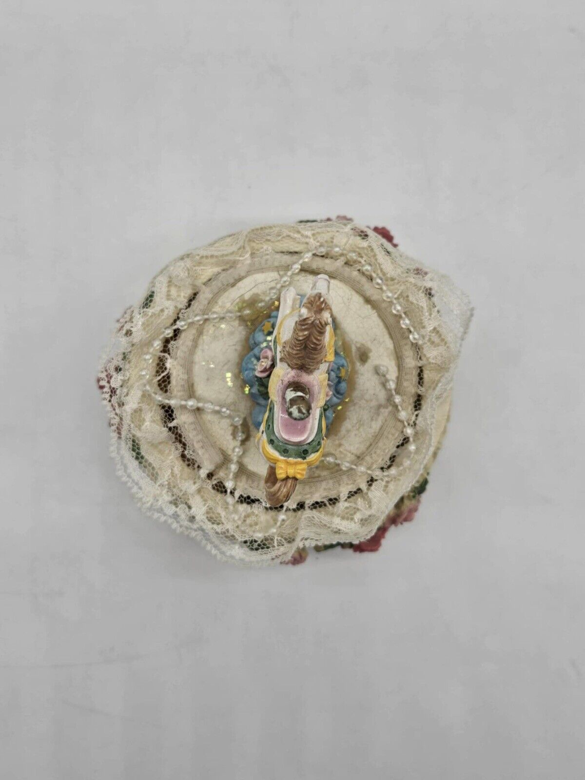 Vintage Musical Carousel Horse Pink Roses Yellow Ribbons