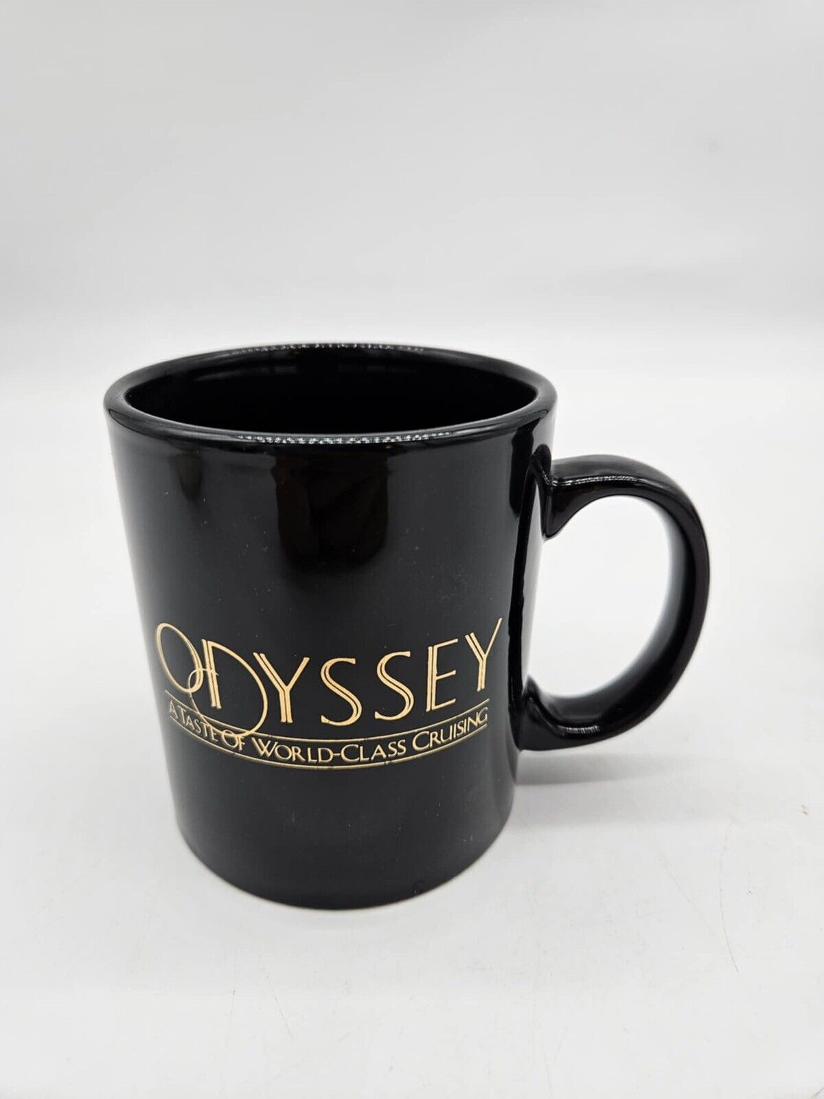2 VTG Odyssey A Taste of World Class Cruising Chicago Yacht Ceramic Coffee Mugs