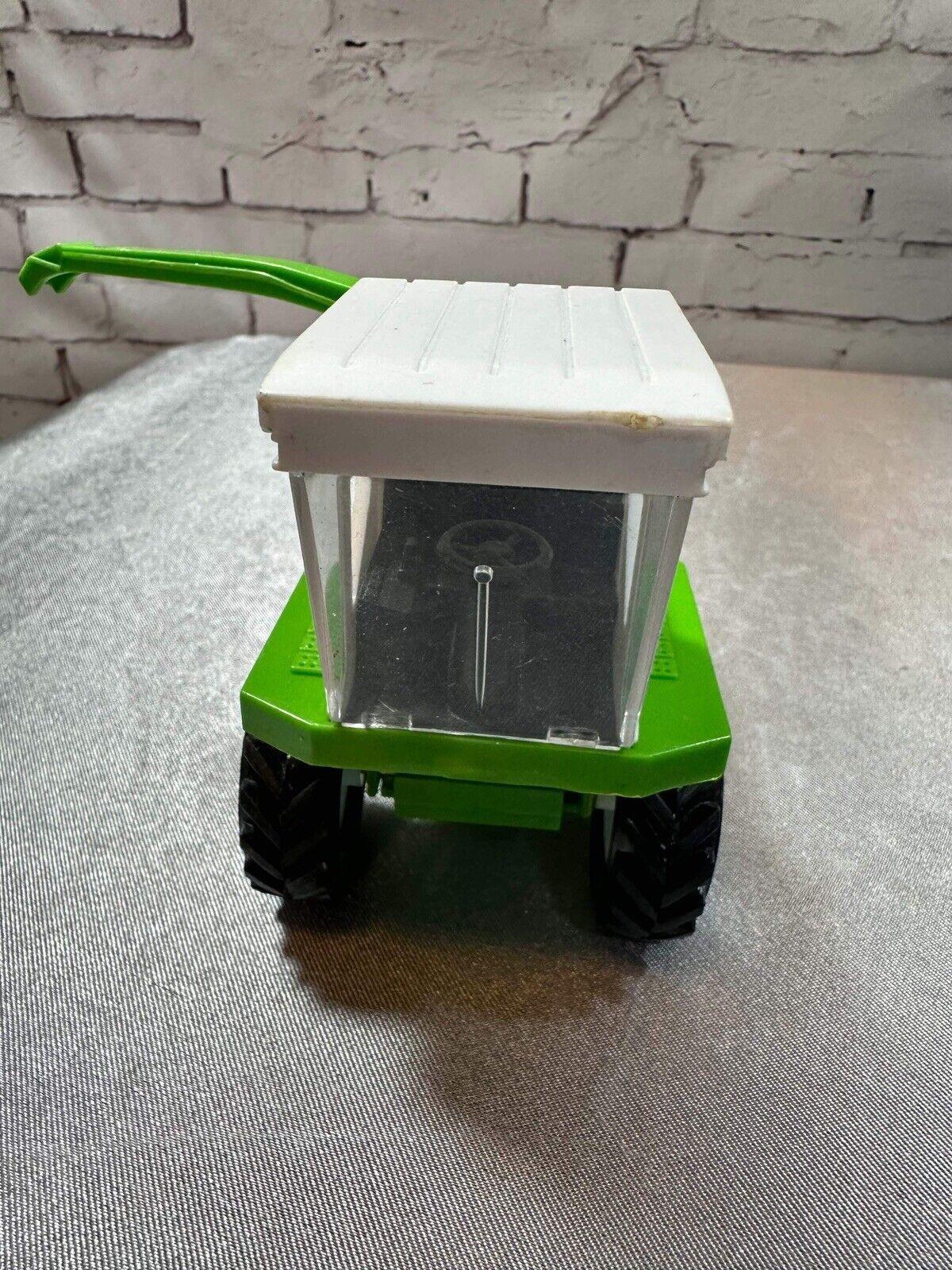 Vintage New Ray EM 399 Harvester Toy Farm Vehicle VTY 004