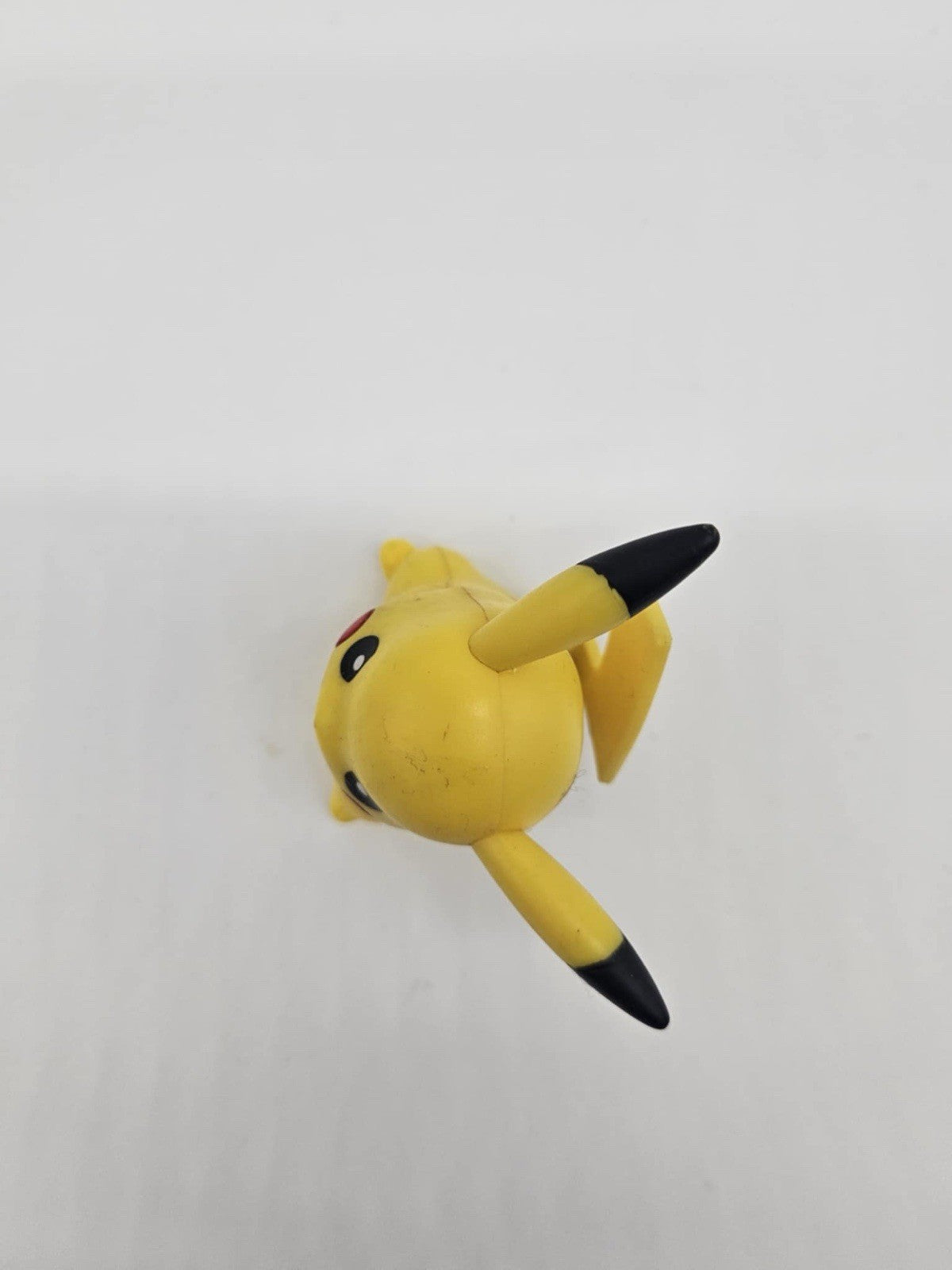 2017 McDonalds Pokemon Sun and Moon Pikachu Toy Figure