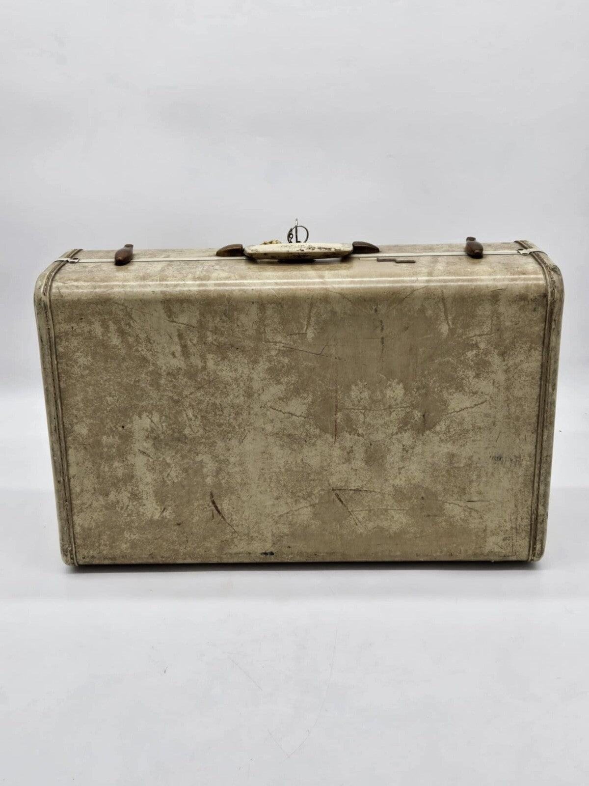VINTAGE OFF WHITE SAMSONITE LUGGAGE TRAIN CASE TRAVEL BAG SUITCASE W/ SKULL KEY