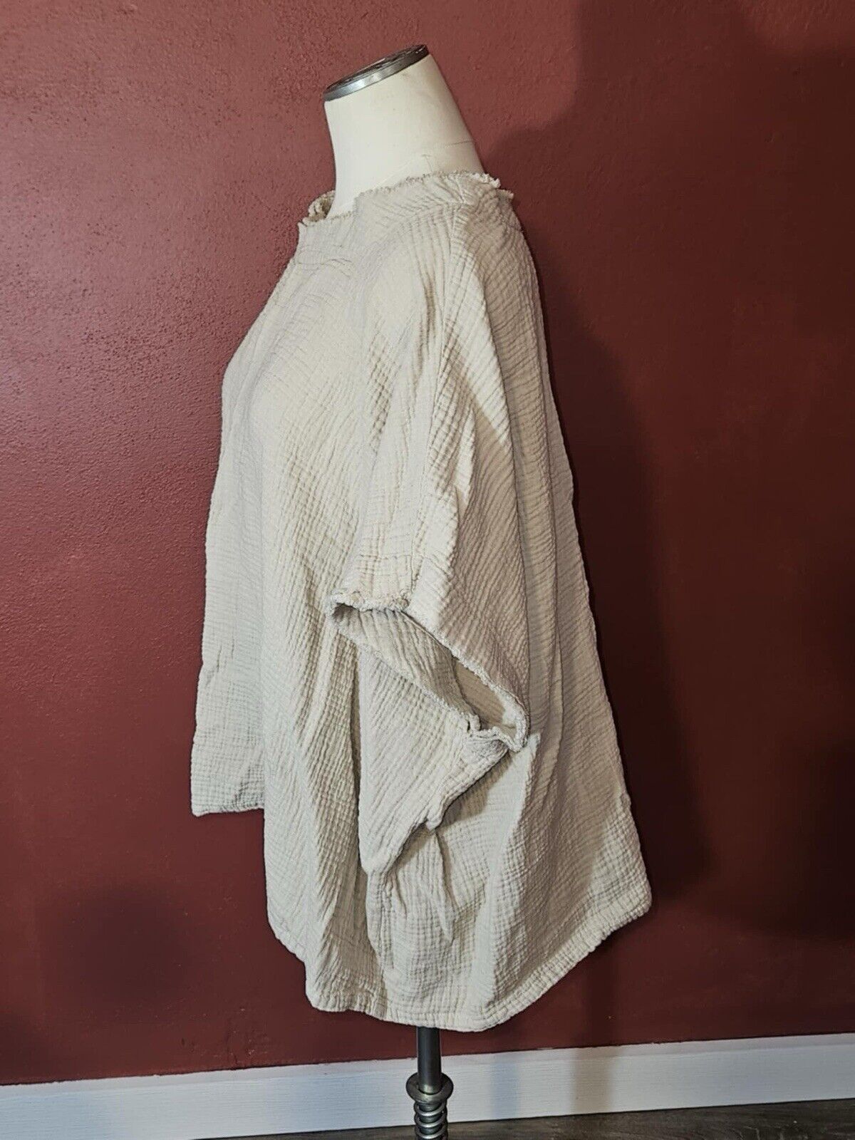 NWT BLACK CRANE Organic Gauze Top, Stone, M