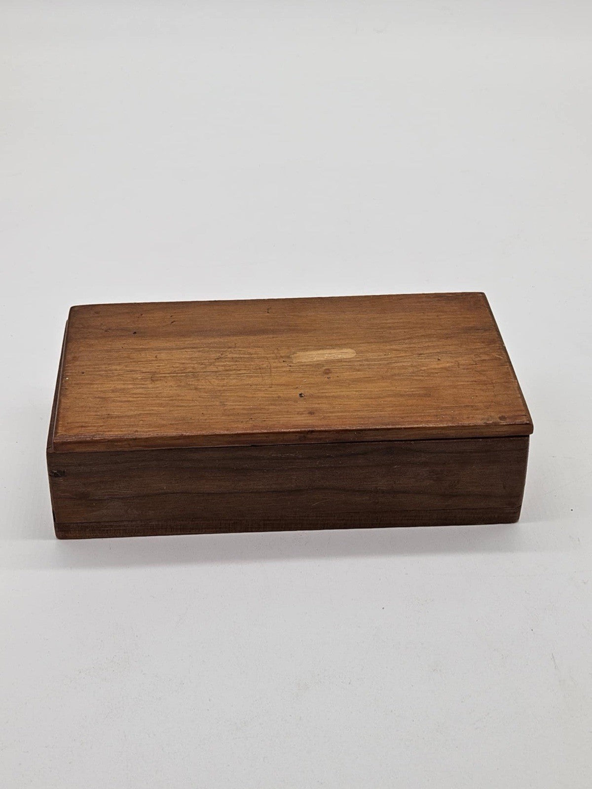 Vintage Wooden Trinket Box W/ Lid ~ Medium in Size