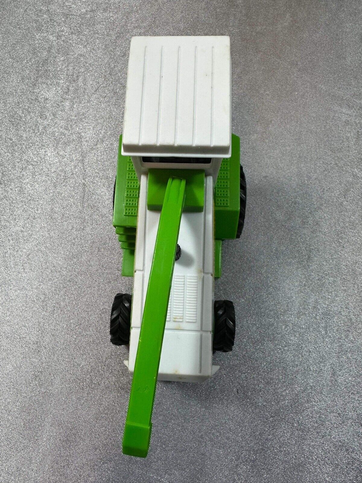 Vintage New Ray EM 399 Harvester Toy Farm Vehicle VTY 004