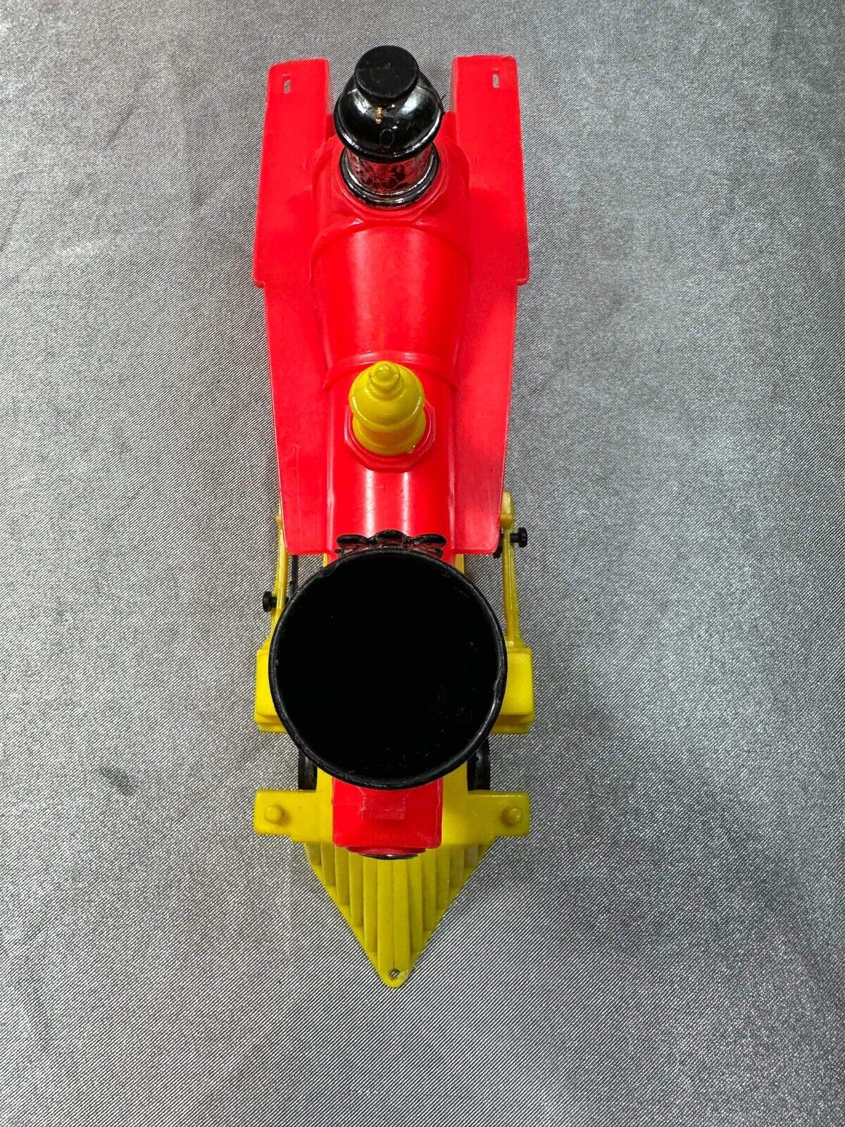 Vintage Tim-Mee Toys 7676/81 Red & Yellow Plastic Steam Engine Train Toy VTY002