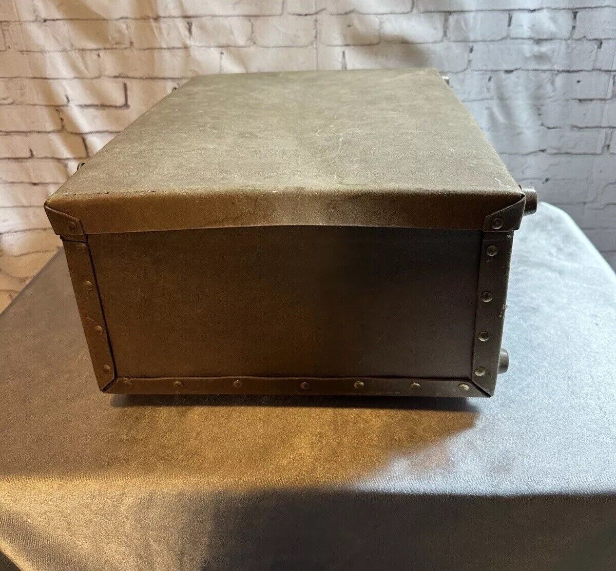 Vintage antique luggage trunk carry case TNO VHD