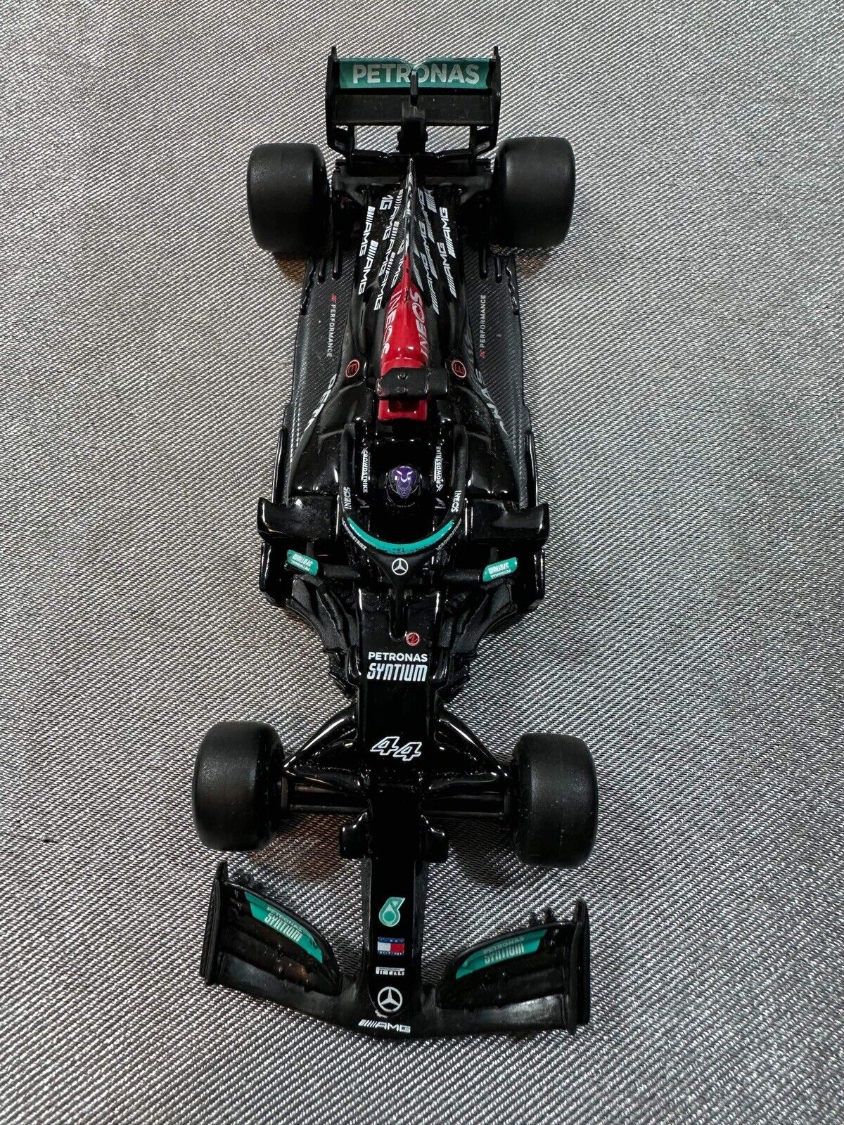 1:43 Benz AMG W12 F1 #44 Hamilton/Bottas #77 2021 Bahrain Diecast Car Model 002