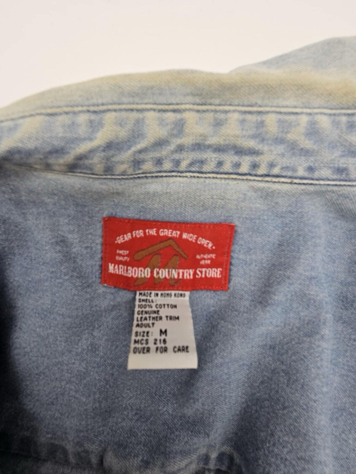 VTG Marlboro LOT ~ T Shirt, Jacket, Denim, Bags, Cook Book & Sleeping Bag Sz M