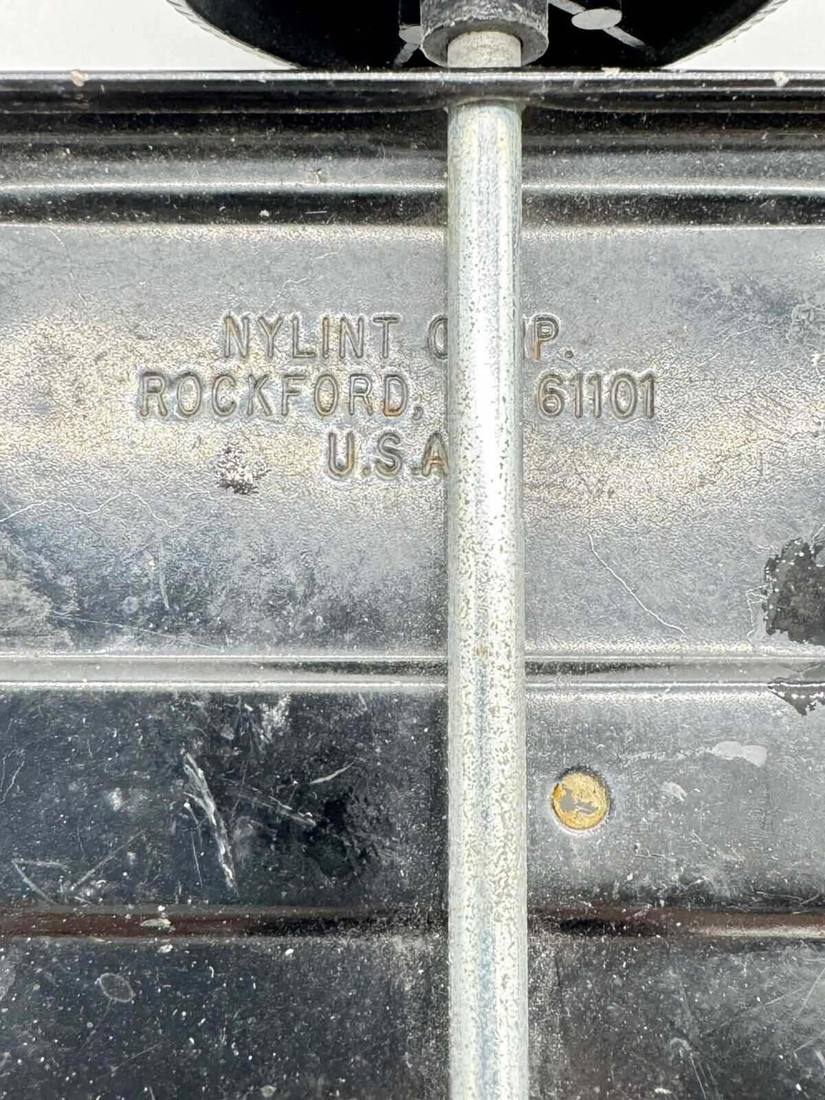 VINTAGE NYILNT METAL SHORT & LOW FLAT BED TRAILER