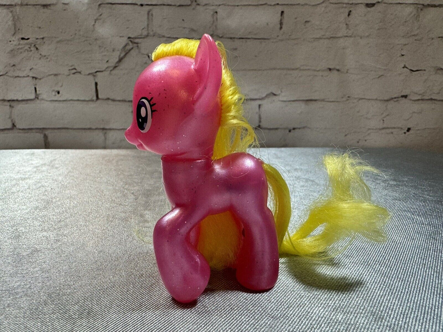 My Little Pony Cherry Berry Pearlized Brushable Toy 61831 VCTY