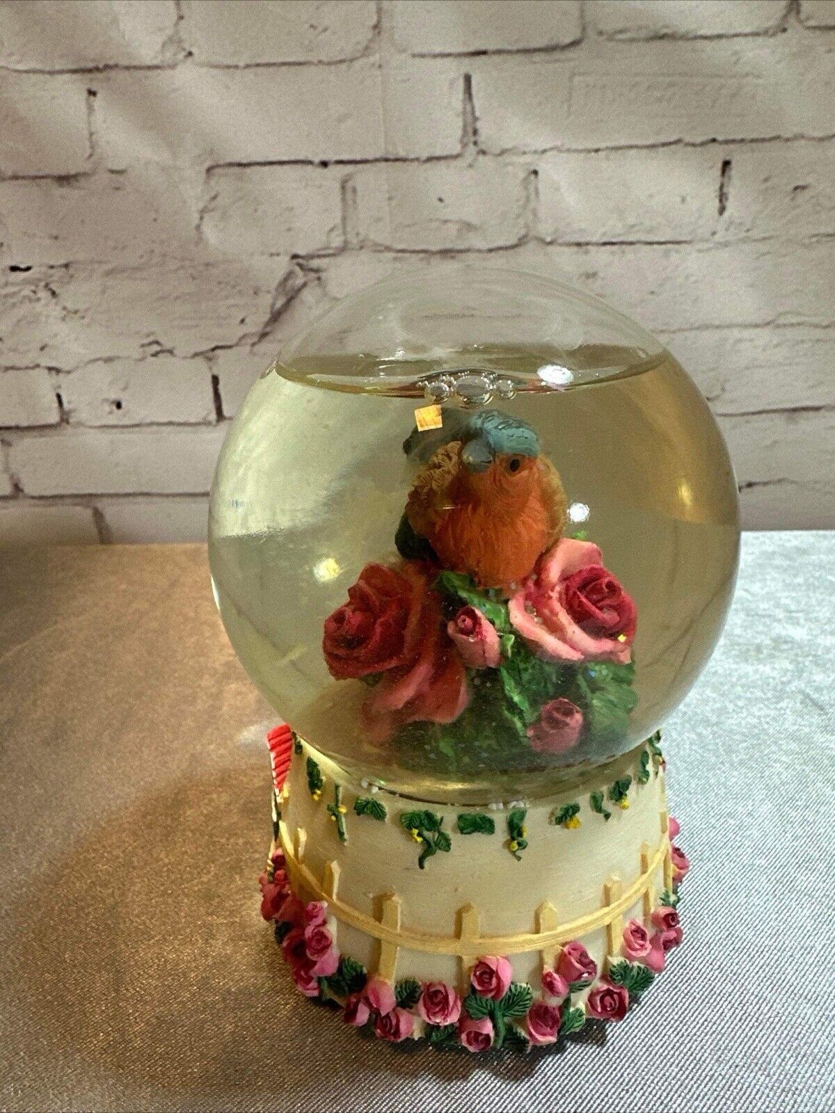 Vintage Robin Snow Globe VFG